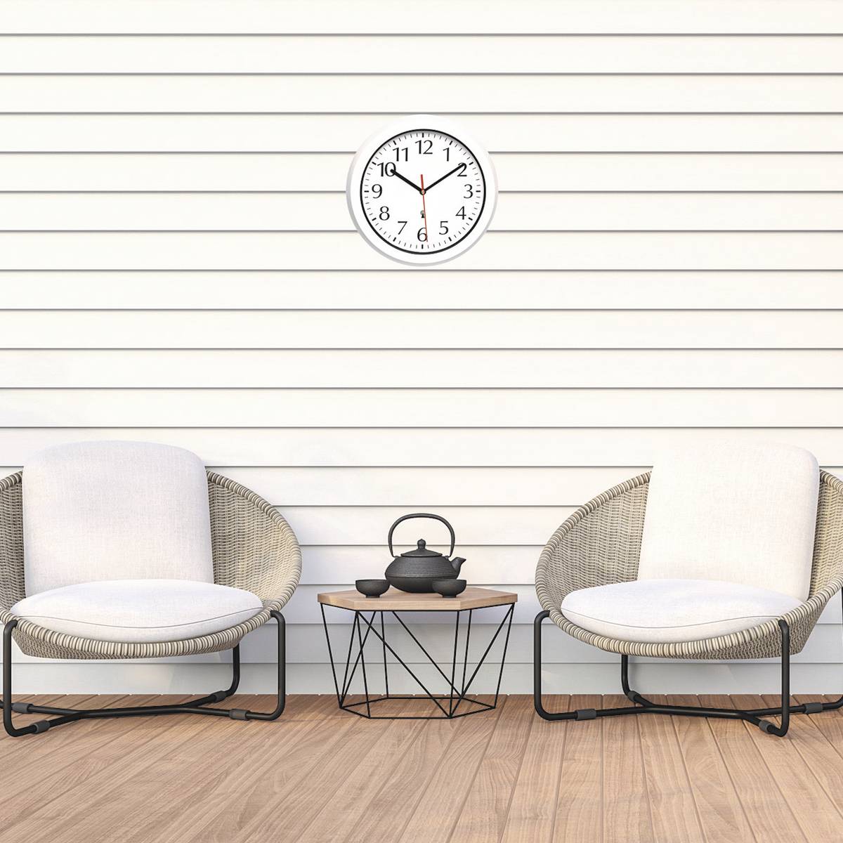 TFA Dostmann 60.3542.02 Funk Wanduhr 30cm Weiß Badezimmer-/Feuchtraum geeignet, spritzwassergeschützt