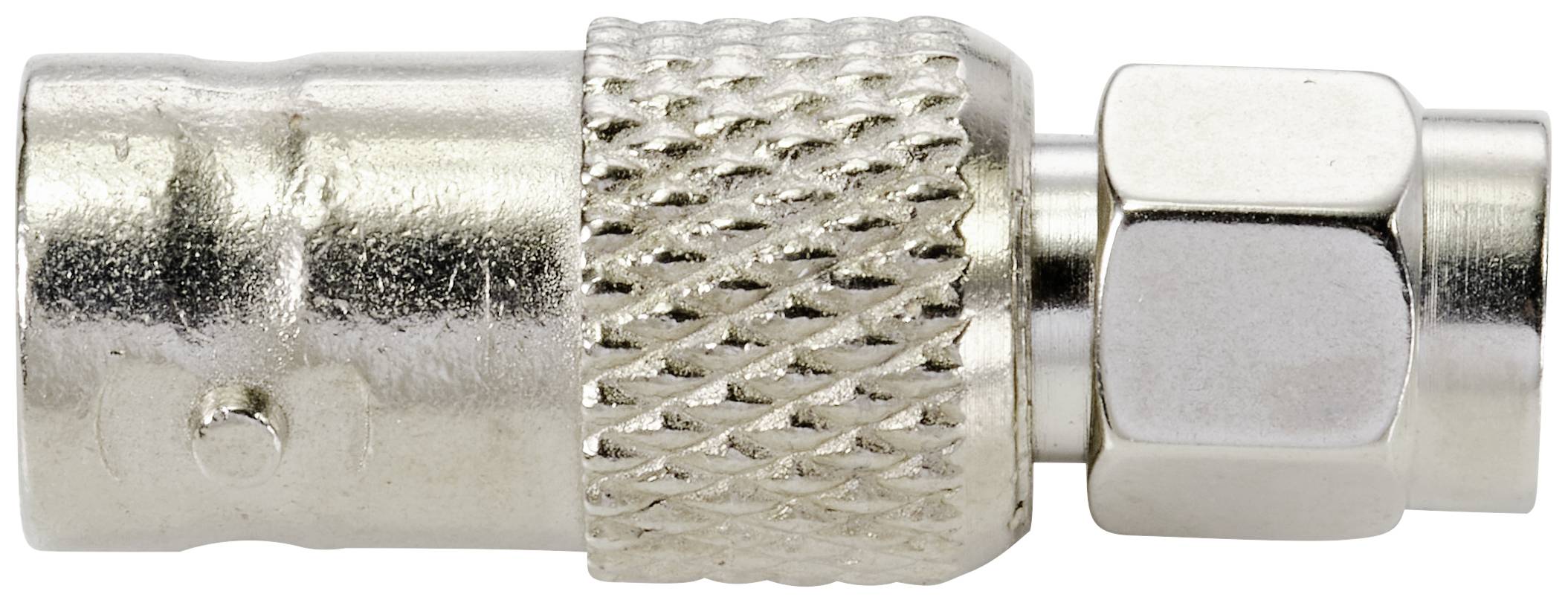 Metallverbinder mit gerändeltem Griff, vermutlich ein Koaxialstecker, liegt auf weißem Hintergrund.