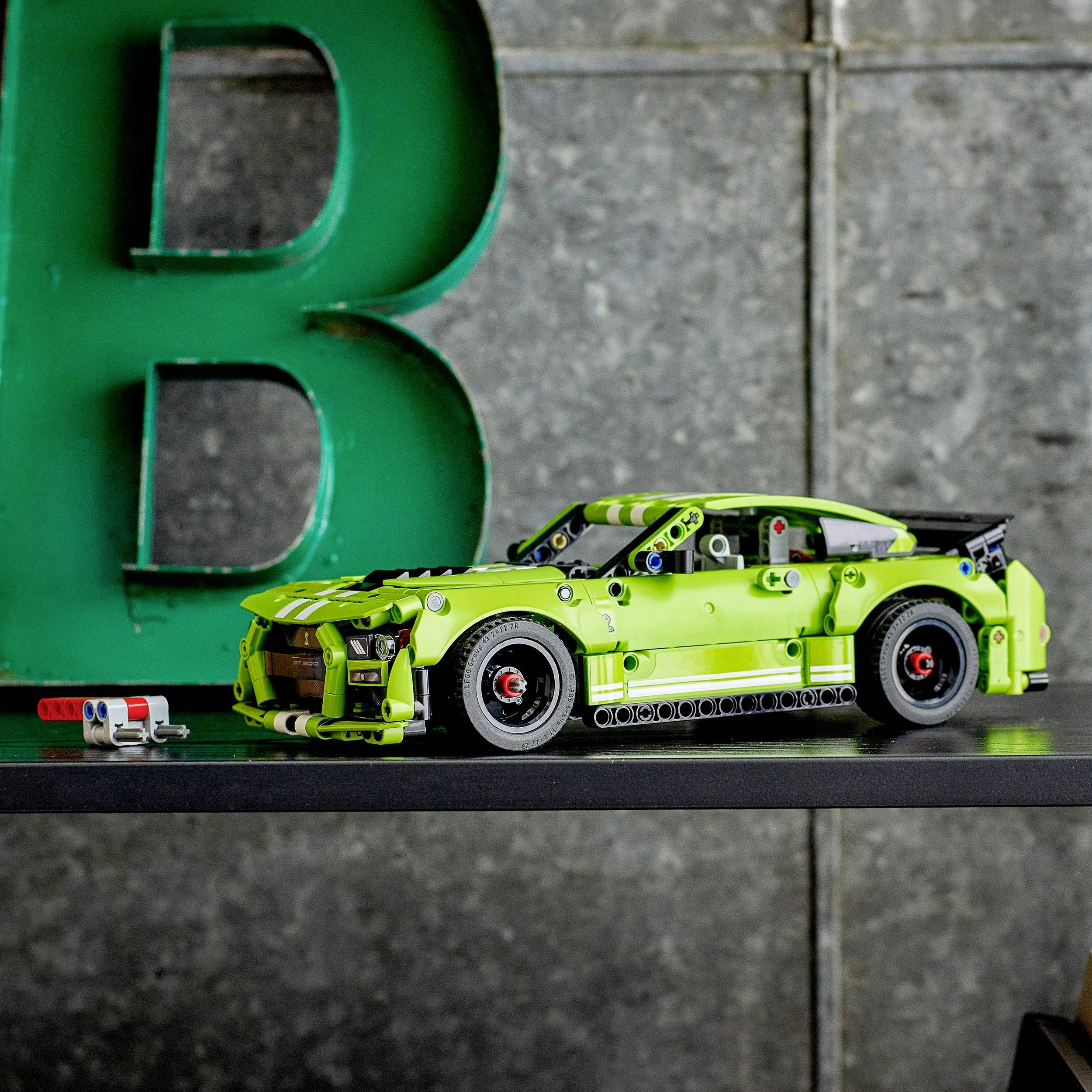 42138 LEGO® TECHNIC Ford Mustang Shelby® GT500®