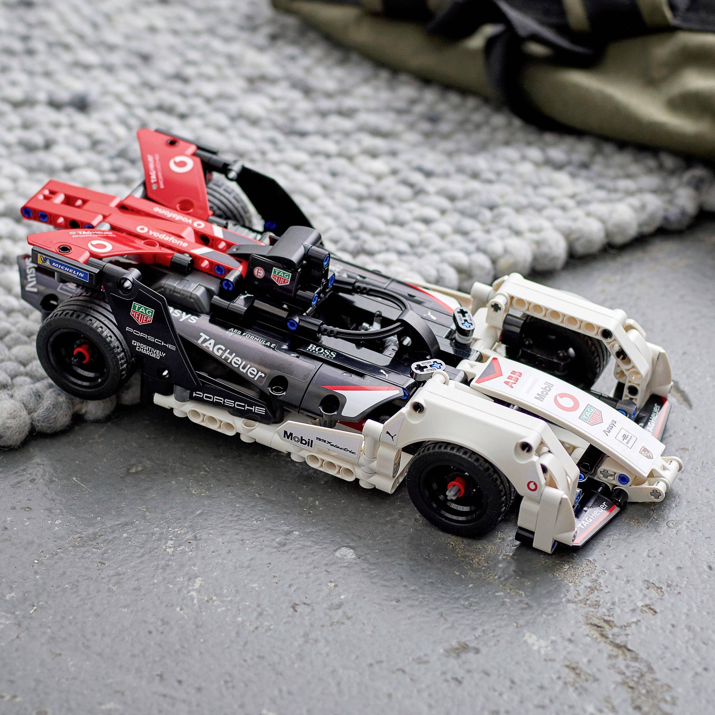 42137 LEGO® TECHNIC Formula E® Porsche 99X Electric