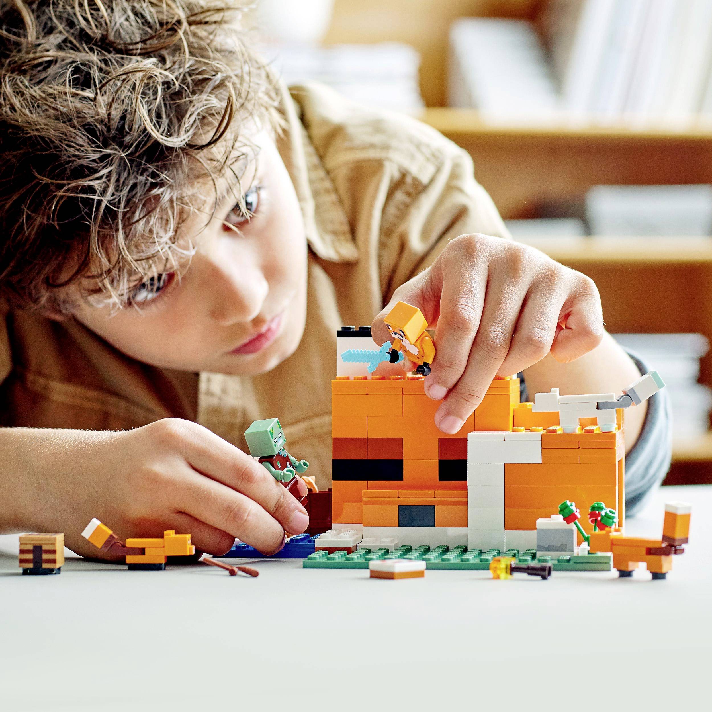 LEGO Minecraft Die Fuchs-Lodge (21178)