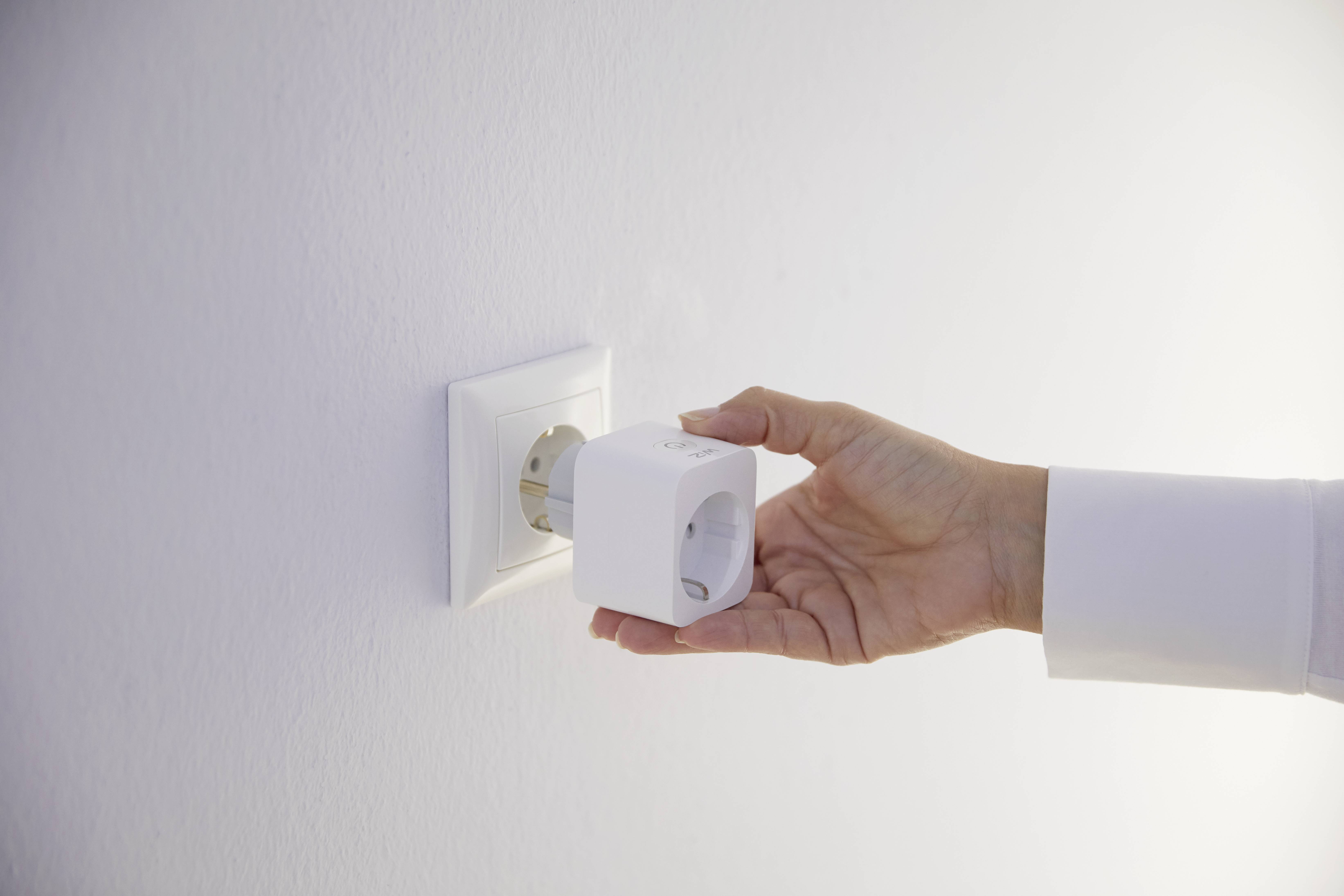 WiZ Zwischensteckdose Smart Plug