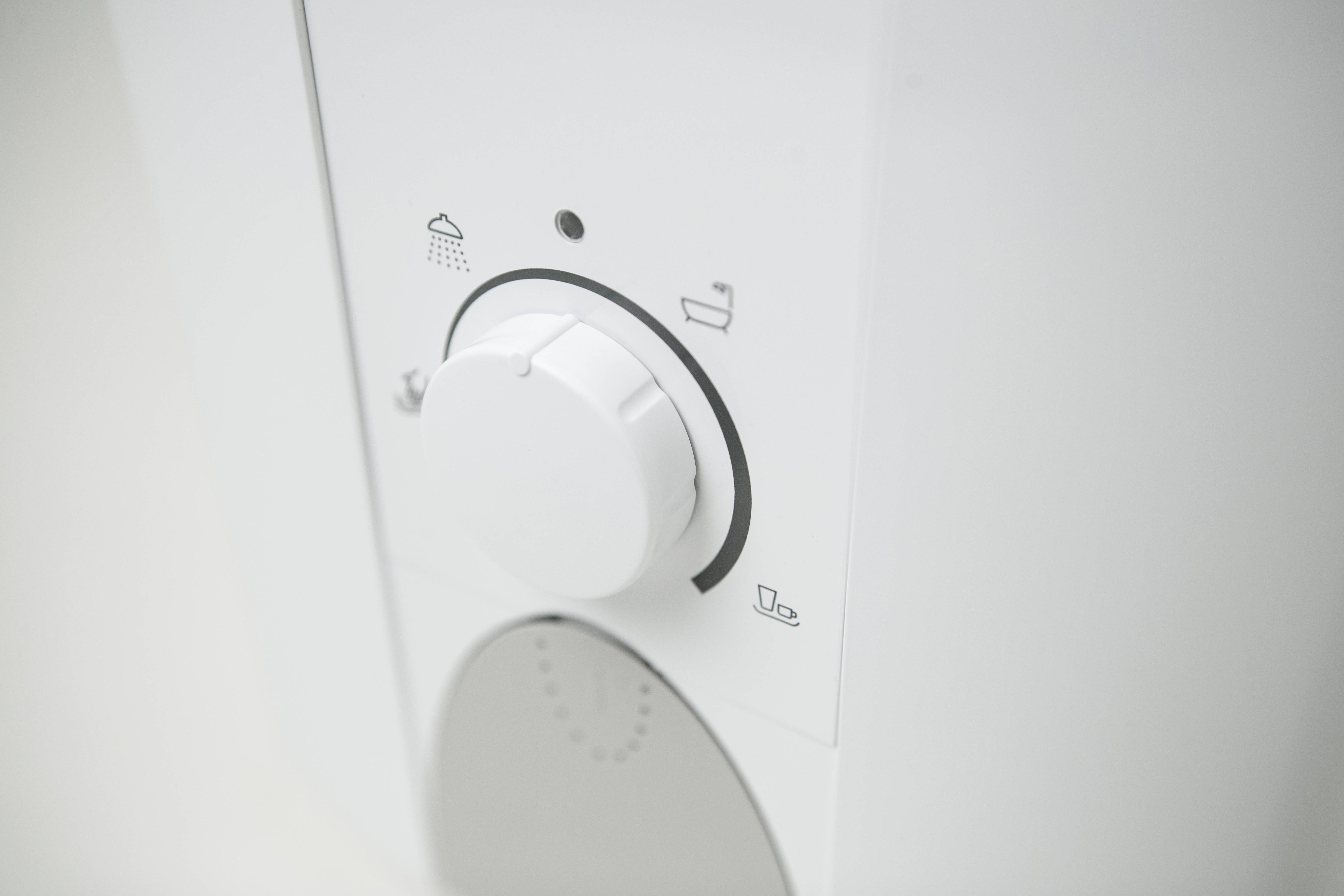 Bosch Home Comfort 7736504710 Tronic Comfort plus 18/21 kW Durchlauferhitzer A (A+ - F) elektronisch 21 kW