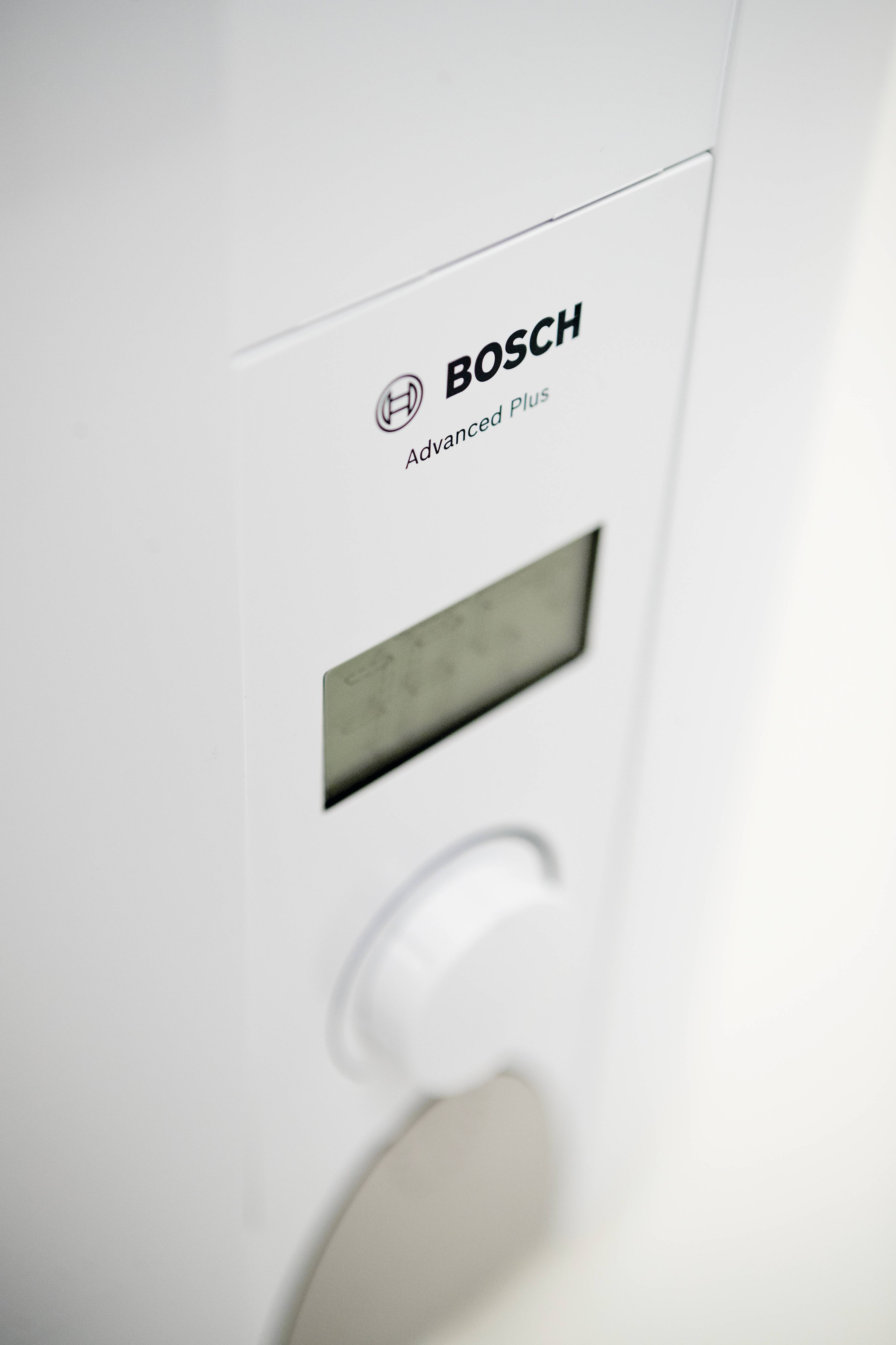 Bosch Home Comfort 7736504714 Tronic Advanced Plus 18/21 kW Durchlauferhitzer A (A+ - F) elektronisch 21 kW