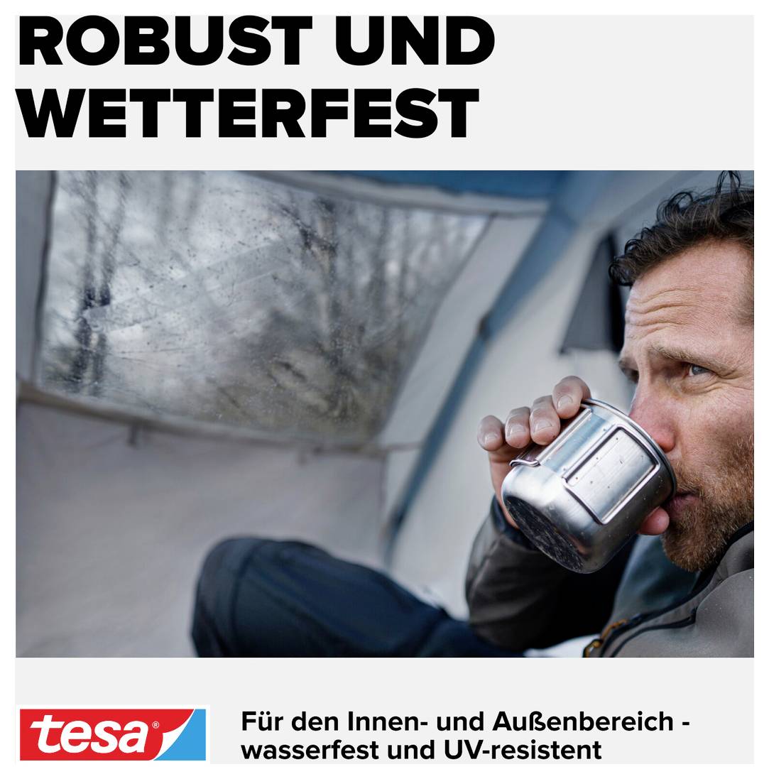 Ein Mann sitzt in einem Zelt und trinkt aus einem Becher. Der Text 'Robust und wetterfest' beschreibt die Eigenschaften eines Produkts.