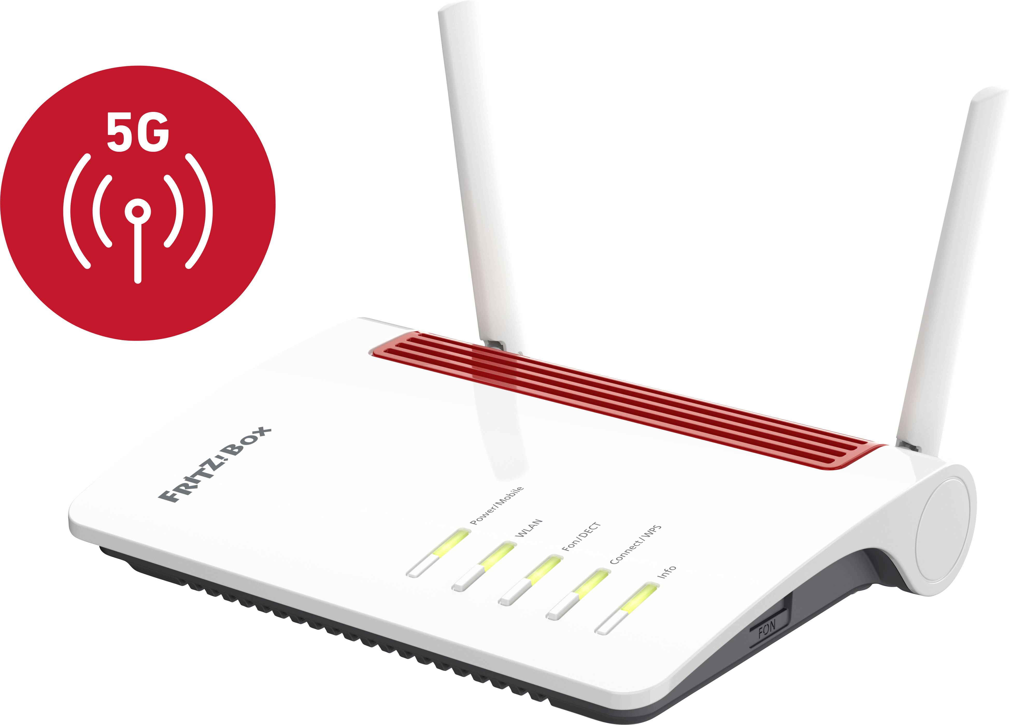 WLAN-Router mit 5G-Fähigkeit und zwei weißen Antennen, rote Lüftungsschlitze, Status-LEDs leuchten gelb, FRITZ!Box-Logo sichtbar.