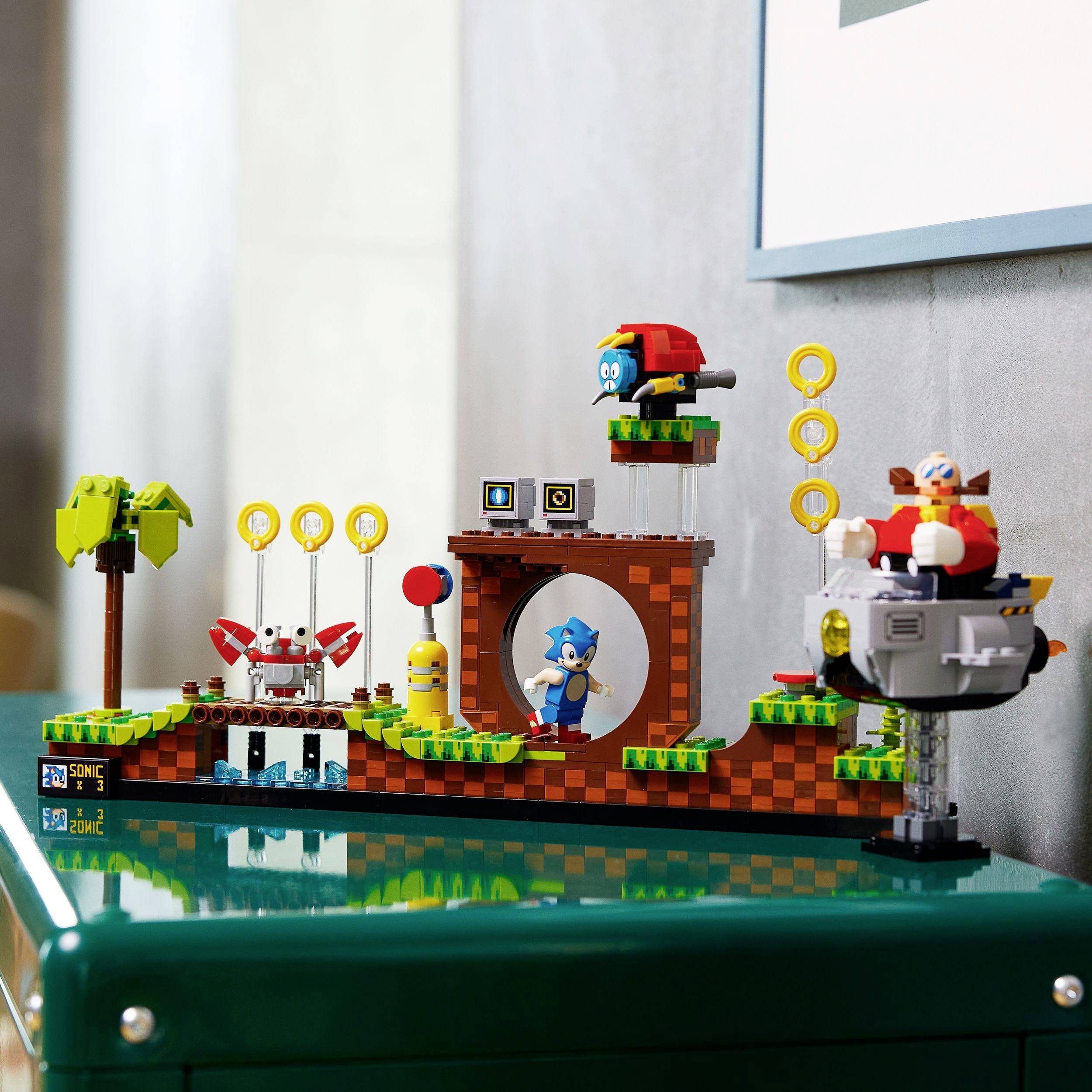 21331 LEGO® IDEAS Sonic the Hedgehog™ – Green Hill Zone