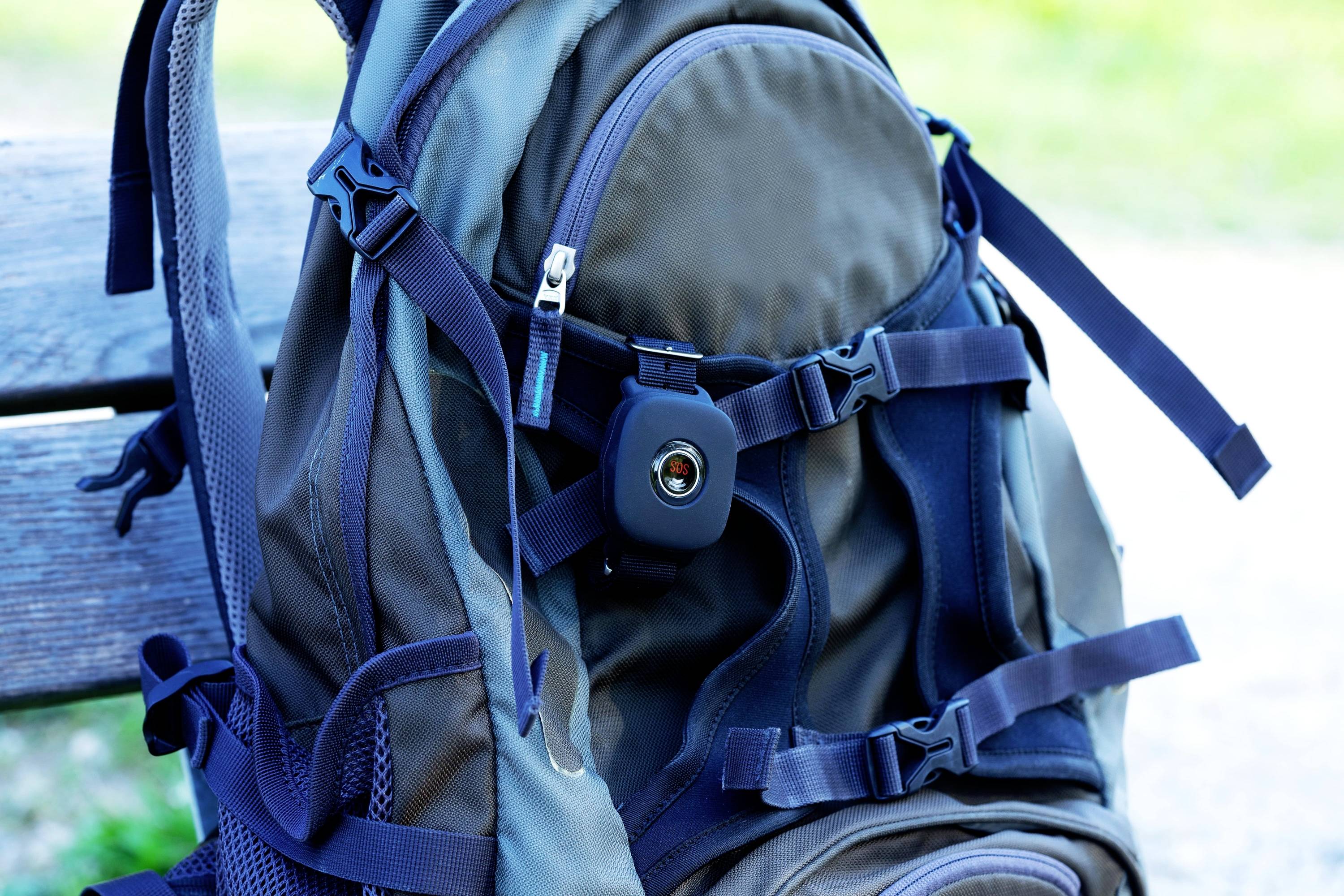 Trackilive TL-10 4G GPS Tracker Haustiertracker, Gepäckstücktracker, Multifunktionstracker, Persone