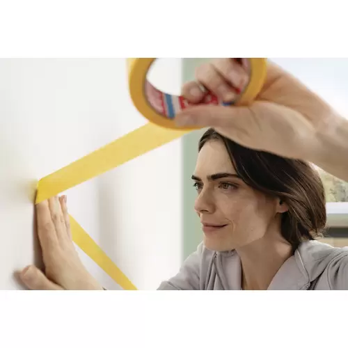 Tesa Perfect+ 56537-00000-00 Malerabdeckband Gelb (L x B) 50m x 30mm 1St. Tesa Perfect+ 56537-00000-00 Malerabdeckband Gelb (L x B) 50m x 30mm 1St.