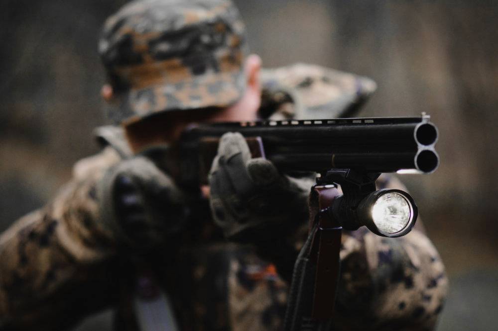 ArmyTek Viking XP-L white LED Handlampe akkubetrieben 1250 lm 432 h 126 g