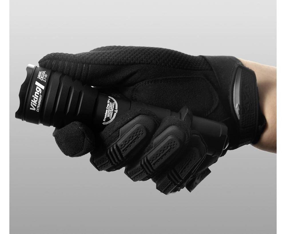 ArmyTek Viking XP-L white LED Handlampe akkubetrieben 1250lm 432h 126g