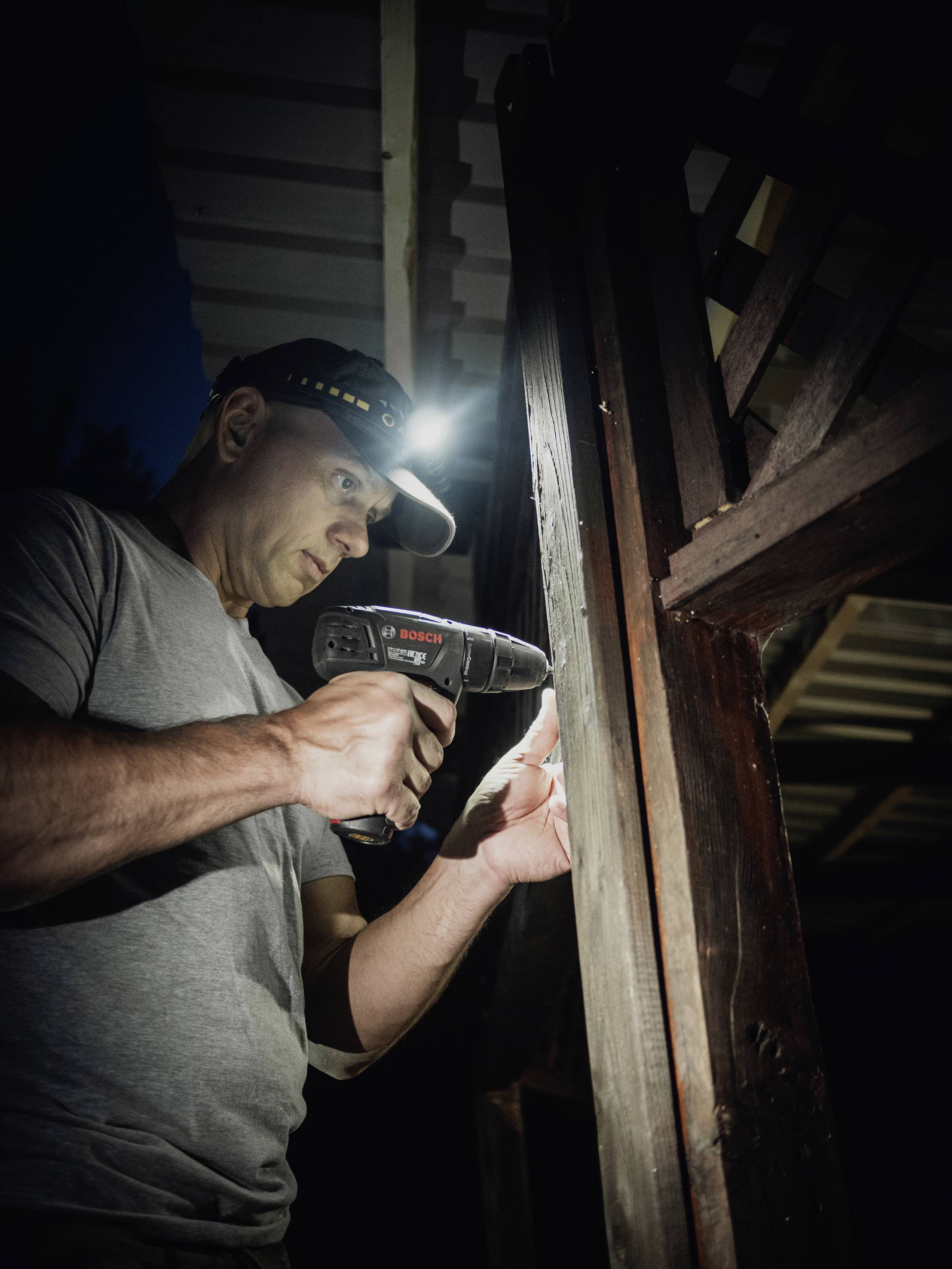 ArmyTek Wizard C2 Pro Max Magnet White LED Handlampe mit Magnethalterung akkubetrieben 3720lm 1440h 79g