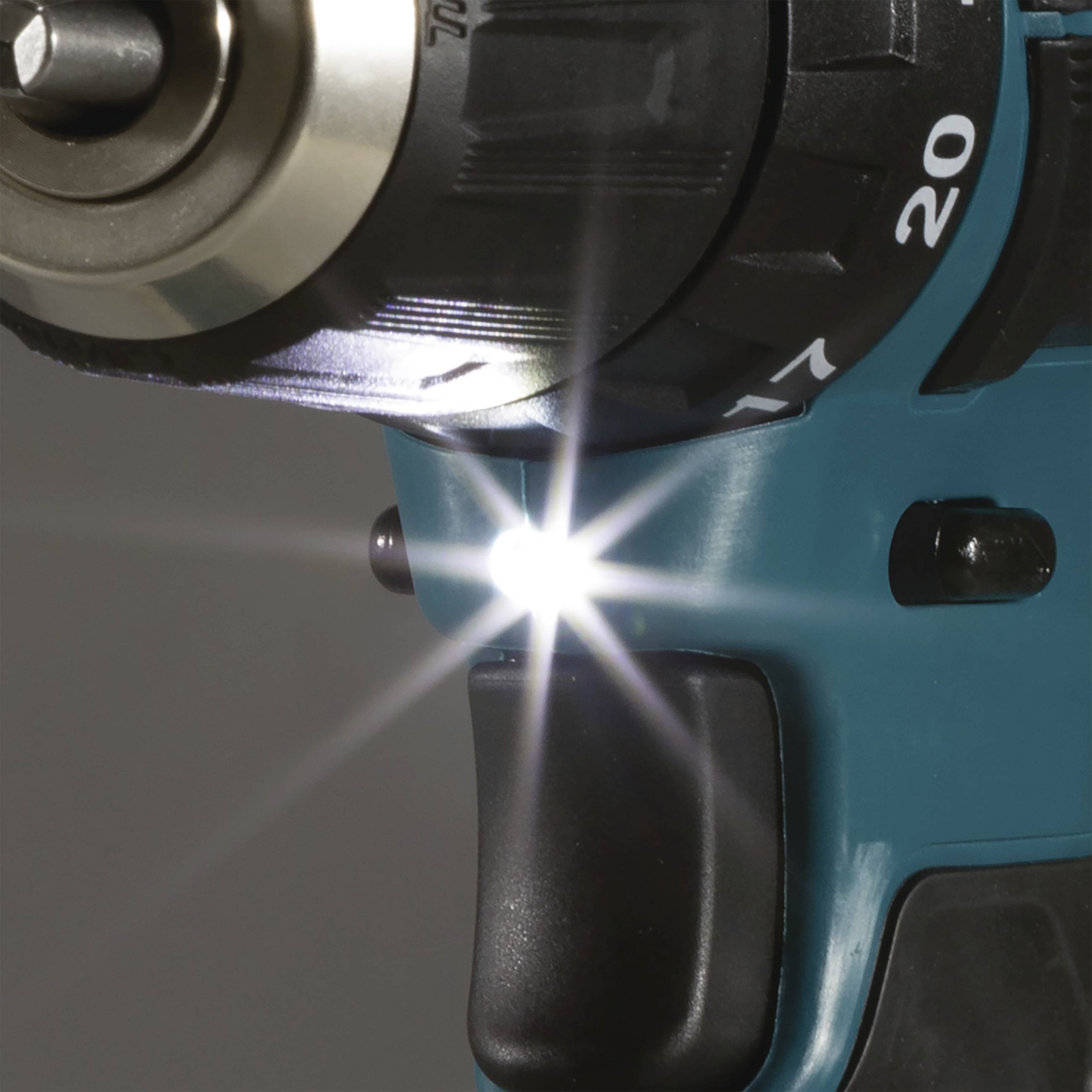 Makita HP333DSAW 2-Gang-Akku-Schlagbohrschrauber inkl. Akku, inkl. Ladegerät, inkl. Koffer