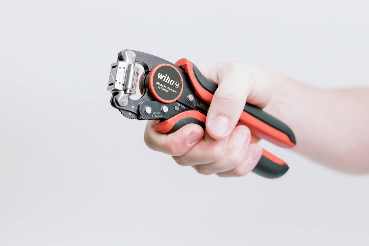 Wiha 45223 Crimpzange Aderendhülsen 0.08 bis 16 mm²