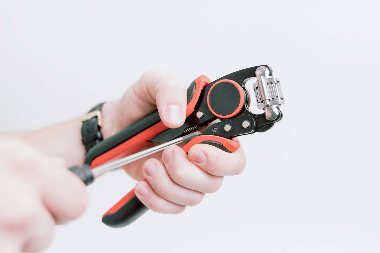 Wiha 45223 Crimpzange Aderendhülsen 0.08 bis 16 mm²