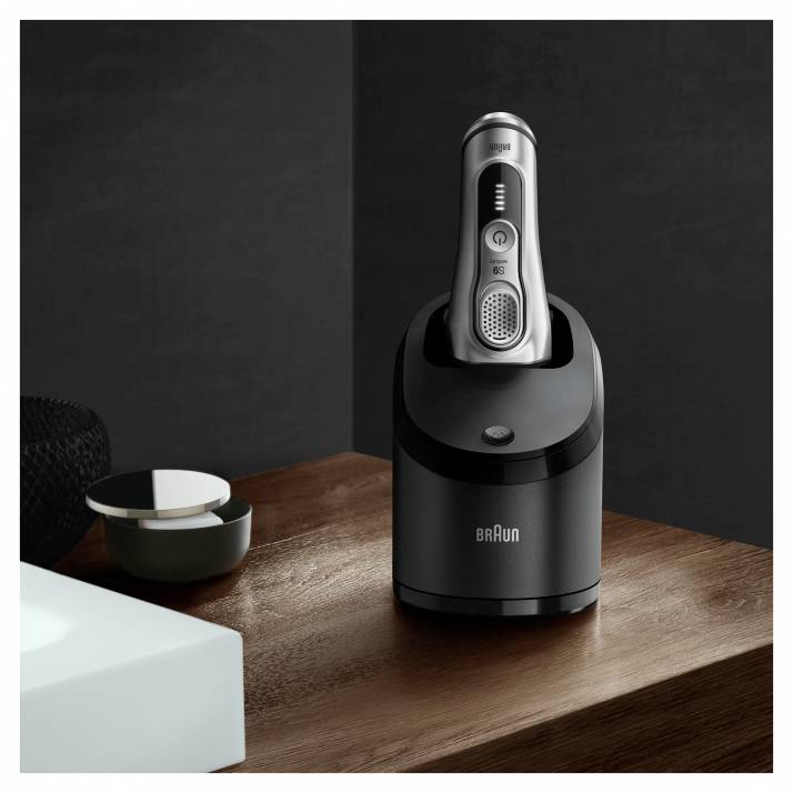 Braun 9370cc Folienrasierer Silber
