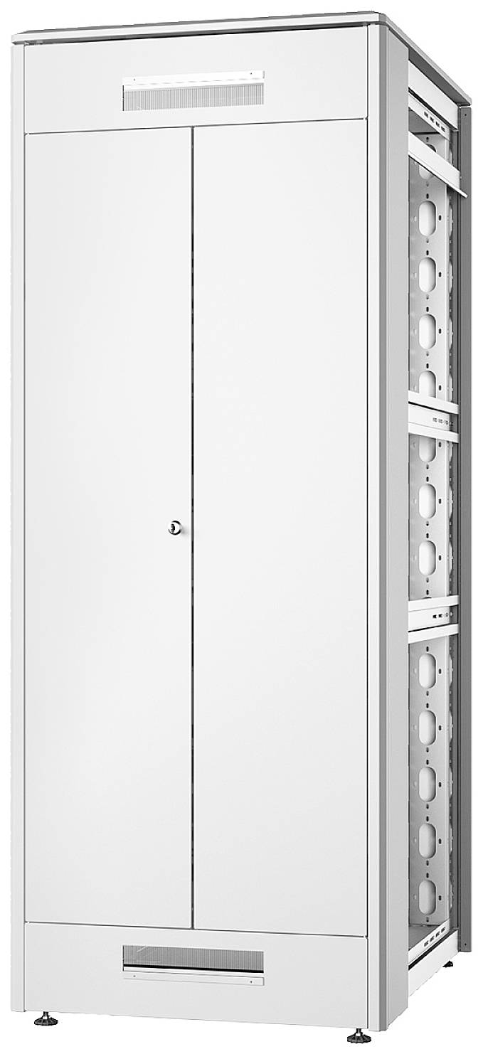 Weißer Server-Rackschrank mit geschlossenen Türen, mehreren Belüftungsgittern an den Seiten und einem Schloss an der Frontseite.