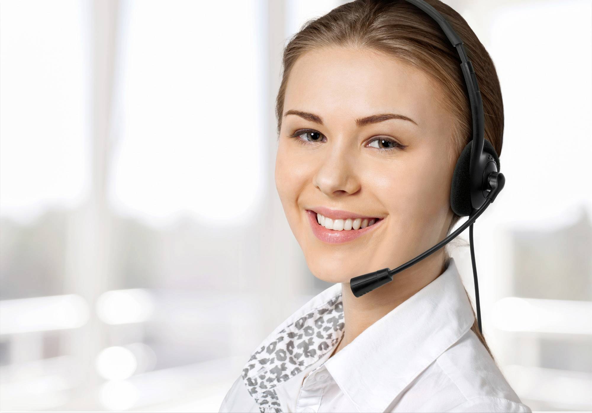 Manhattan Stereo USB-Headset Federleichte On-Ear kabelgebunden USB-A-Stecker schwarz On Ear Headset kabelgebunden Stereo Schwarz Lautstärkeregelung