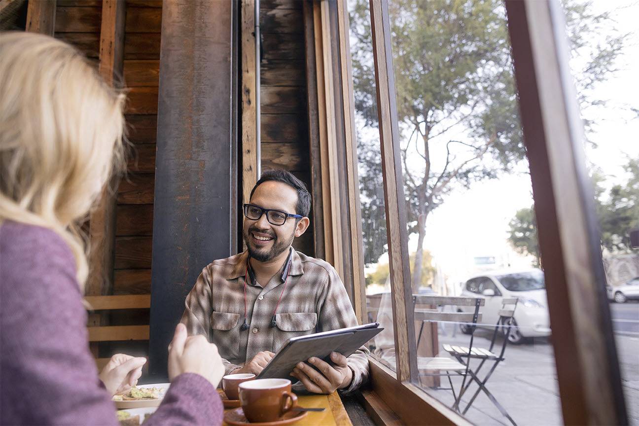 HP Poly VOYAGER 6200 UC In Ear Headset Bluetooth® Stereo Schwarz Noise Cancelling Lautstärkeregelung, Mikrofon-Stummschaltung Telefon