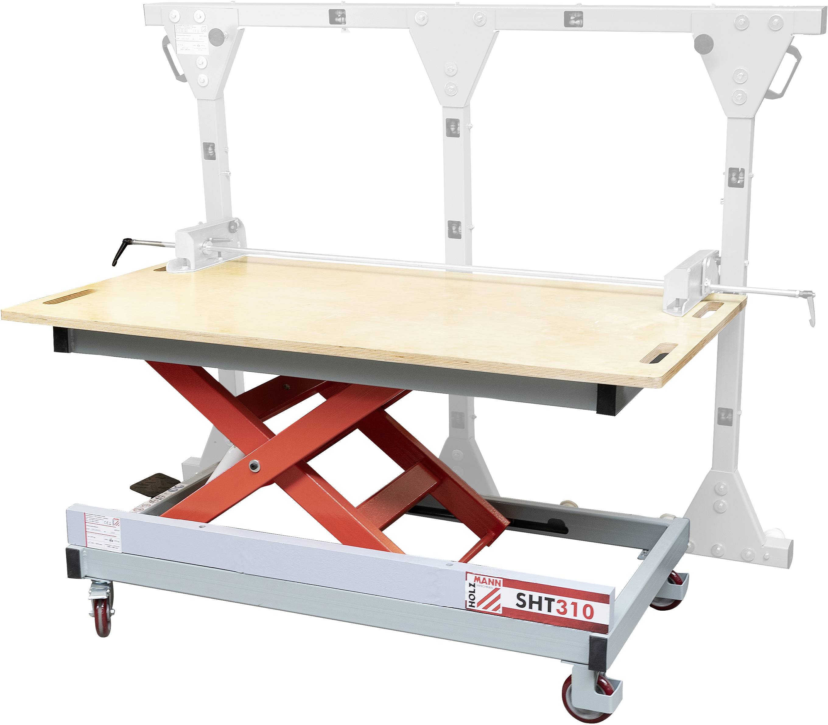 Eine weiße manuelle Hubtischstation mit rotem Scherenmechanismus und Holzoberfläche, auf Rollen montiert. Geeignet zum Anheben von Lasten.