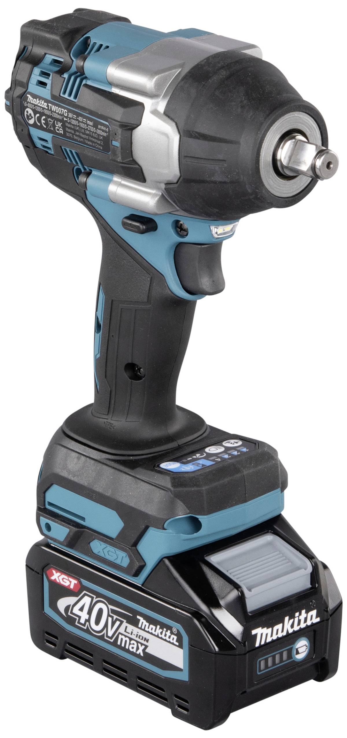 Akkuschlagschrauber von Makita in Blau und Schwarz mit 40V Maximalleistung, geeignet für schwere Anwendungsbereiche in Bau und Montage.