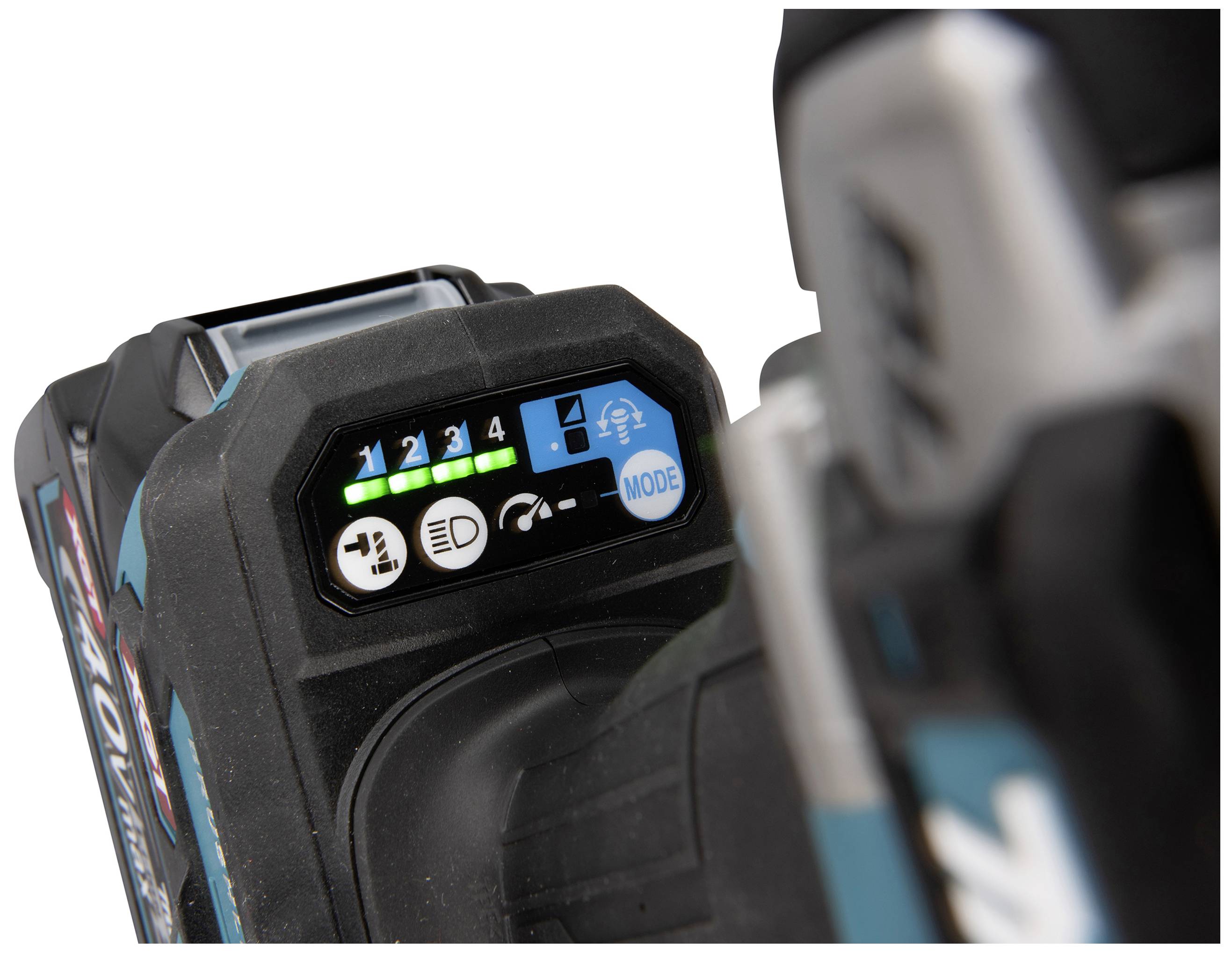 Ein Akkubohrer in Nahaufnahme zeigt Batteriestand und Modusleiste mit Ein- bis Vier-Stufen-Anzeige.