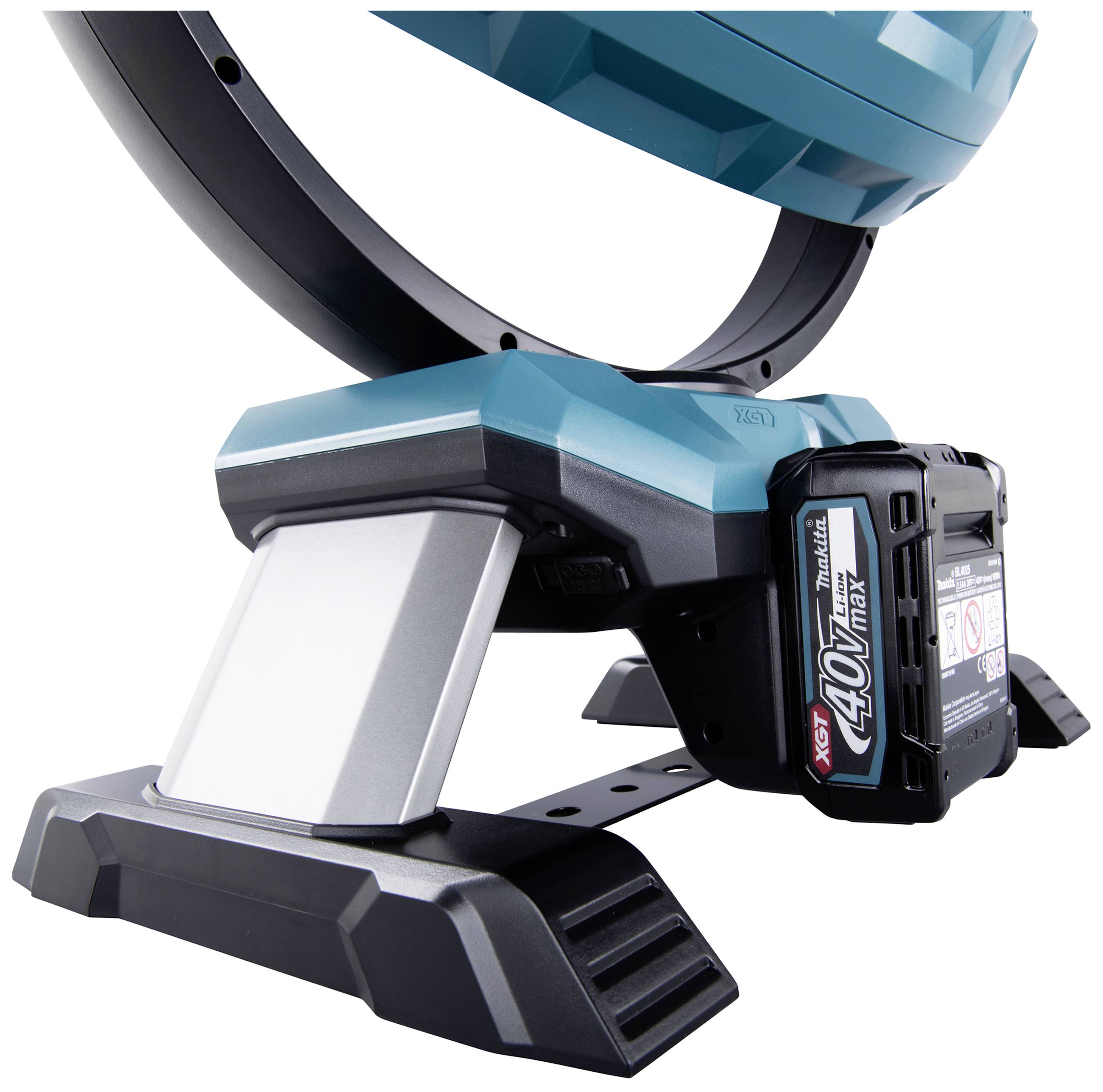 Nahaufnahme eines elektrischen Geräts mit einem robusten Ständer und einer herausnehmbaren Batterie. Geeignet für schwere Anwendungen.