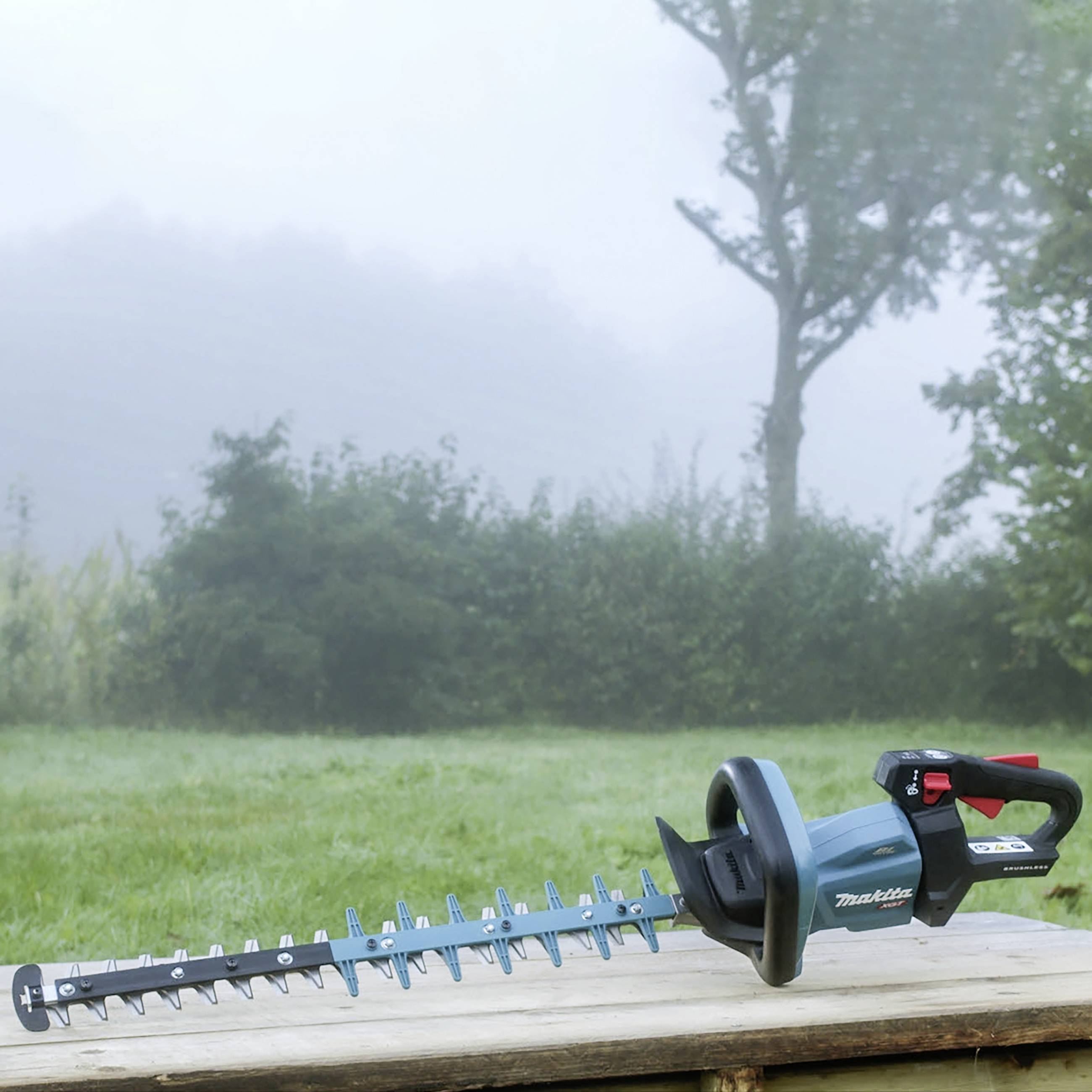 Makita UH004GZ Akku Heckenschere 40 V Li-Ion 600 mm