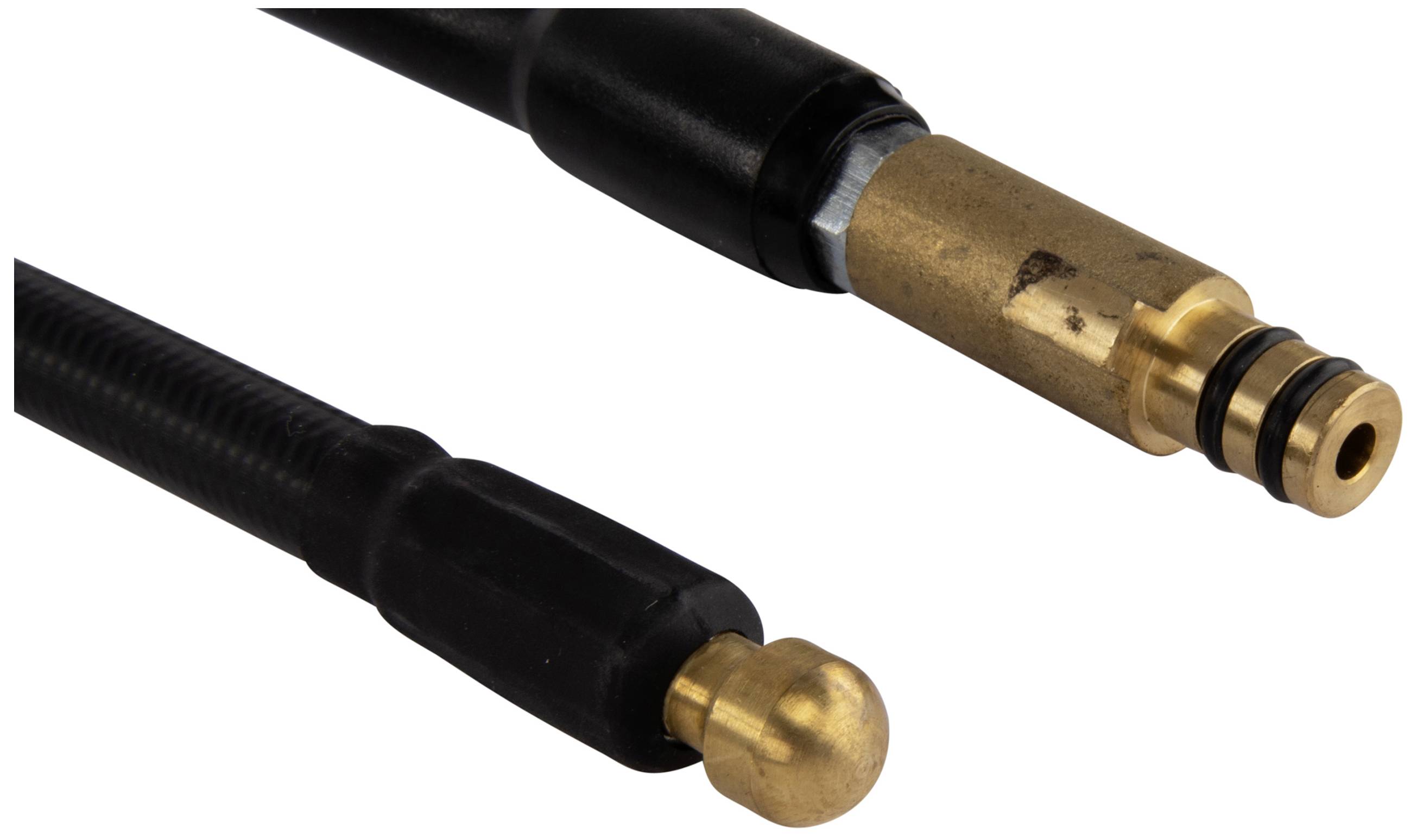 Ein schwarzer, flexibler Schlauch mit metallischen Anschlüssen an beiden Enden.