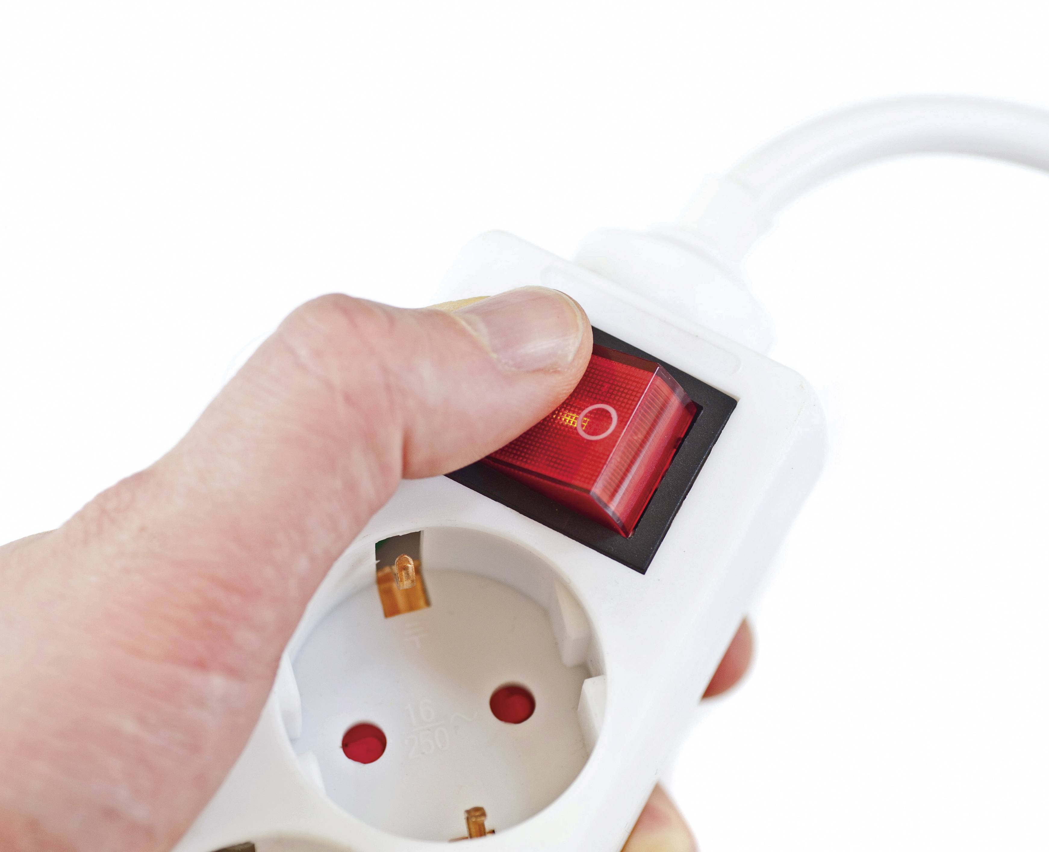 AS Schwabe 11393 Steckdosenleiste mit Schalter Weiß Schutzkontakt 1 St.