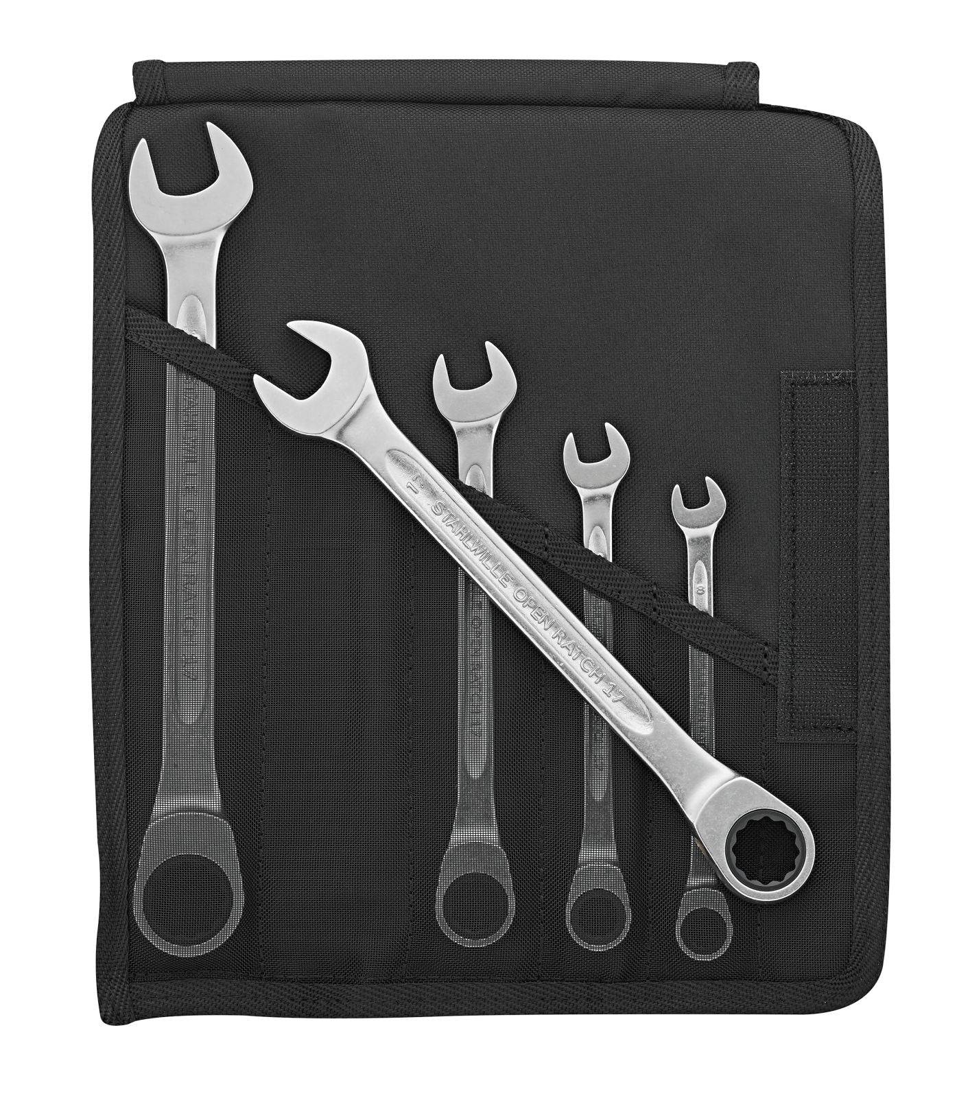 Ein Set von fünf offenen Maulschlüsseln in verschiedenen Größen, in einer schwarzen Werkzeugtasche angeordnet.