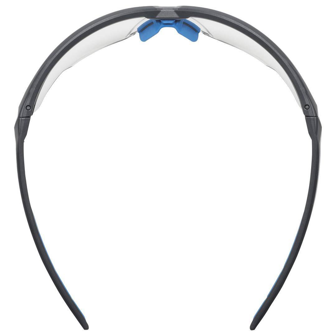 Schutzbrille von oben gezeigt, schwarze Bügel, blaue Nasenstütze, klare Gläser; geeignet für Sicherheit bei der Arbeit oder im Sport.