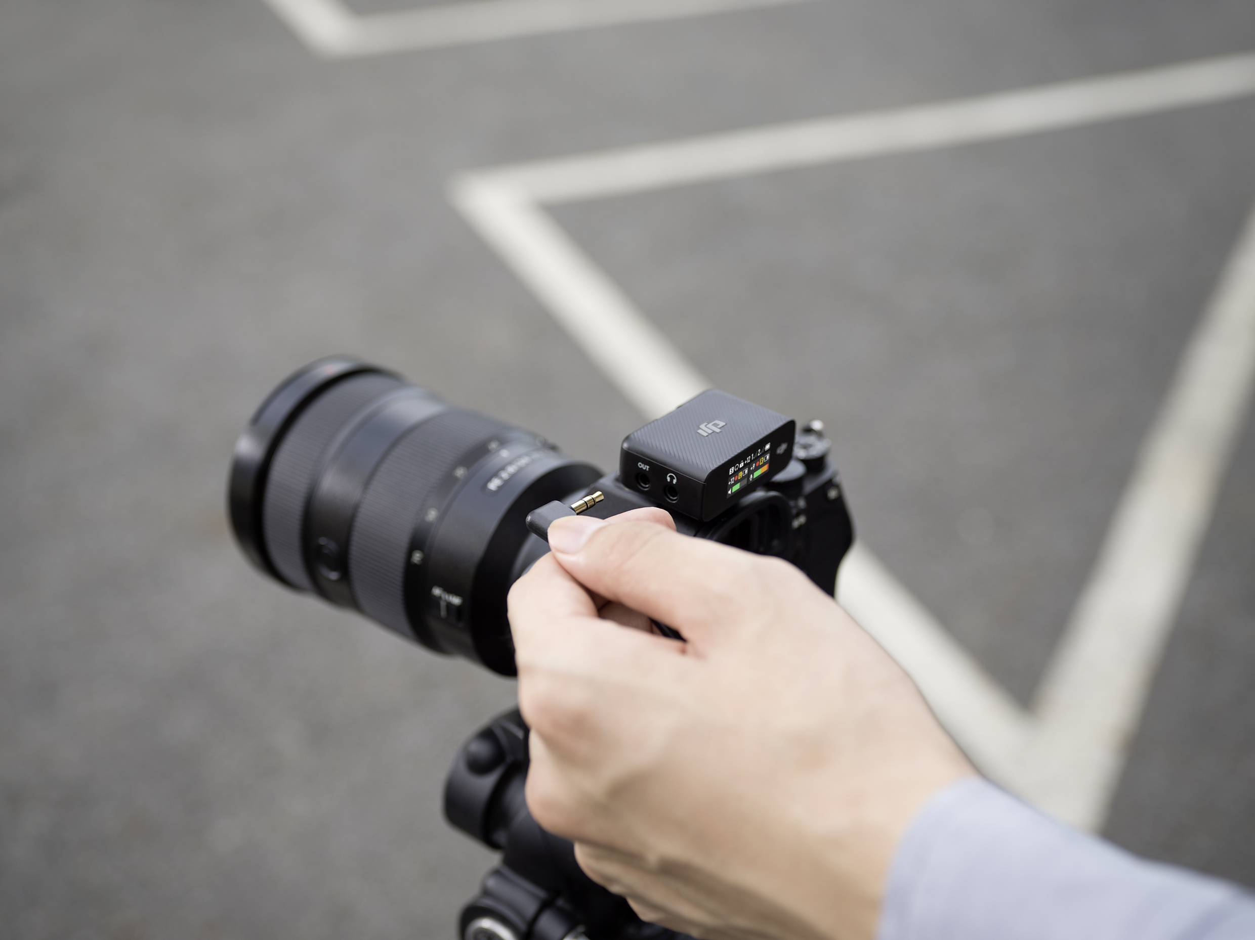 DJI MIC Ansteck Funkmikrofon-Set Übertragungsart (Details):Kabellos inkl. Tasche, inkl. Kabel, inkl. Klammer, inkl. Mikrofoncase Audio, stereo (3.5