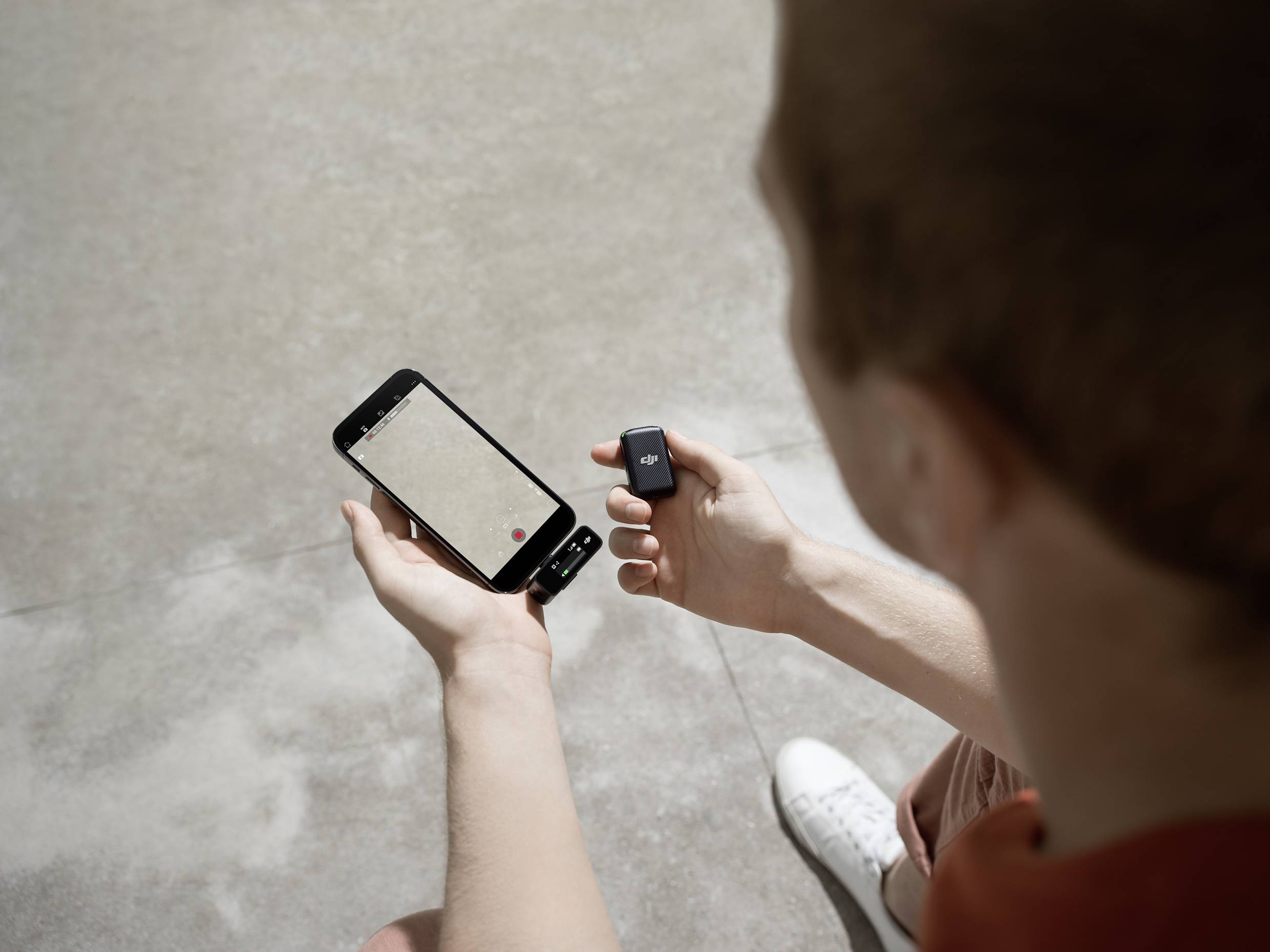 DJI MIC Ansteck Funkmikrofon-Set Übertragungsart (Details):Kabellos inkl. Tasche, inkl. Kabel, inkl. Klammer, inkl. Mikrofoncase Audio, stereo (3.5