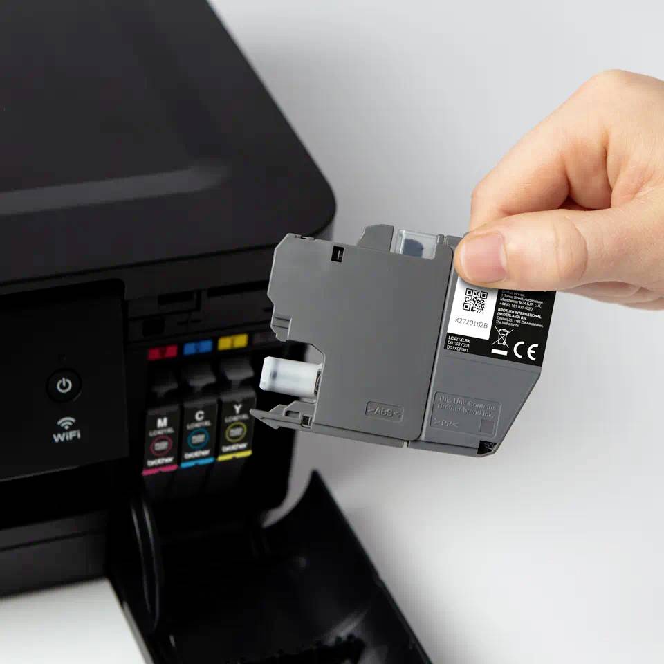 Brother Druckerpatrone LC-421XLY Original Gelb LC421XLY