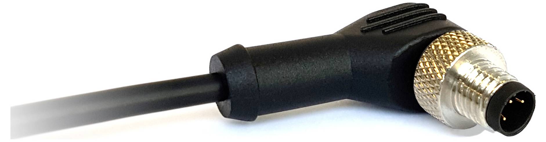 Ein schwarz-silberner rechtwinkliger Industriestecker mit vier runden Kontaktstiften, angebracht an einem schwarzen Kabel.