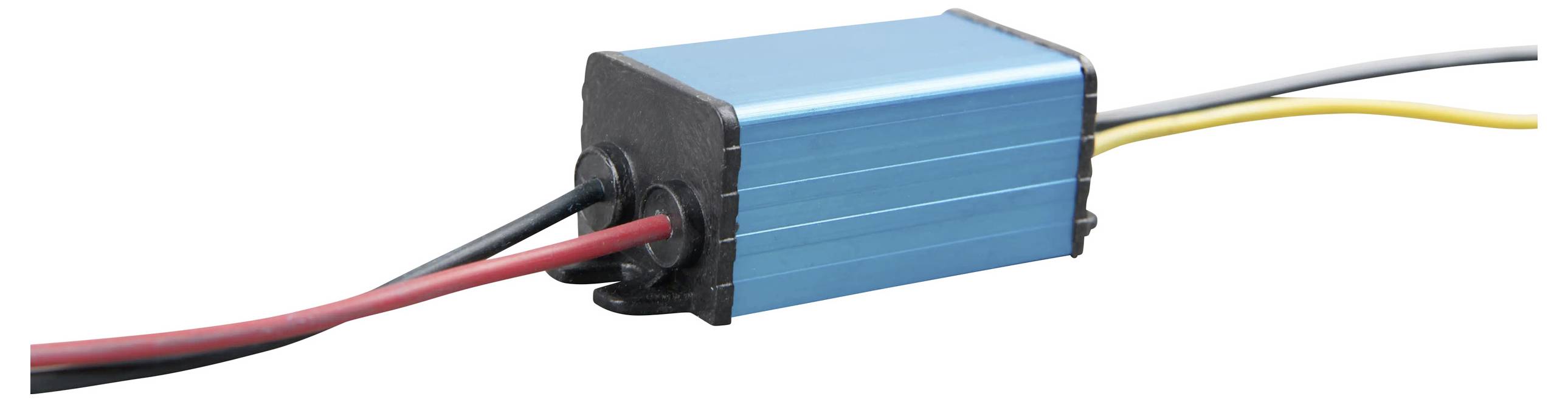 Blaues rechteckiges elektronisches Modul mit schwarzen Endkappen, von einer Seite aus rote, schwarze und gelbe Drähte abstehend.