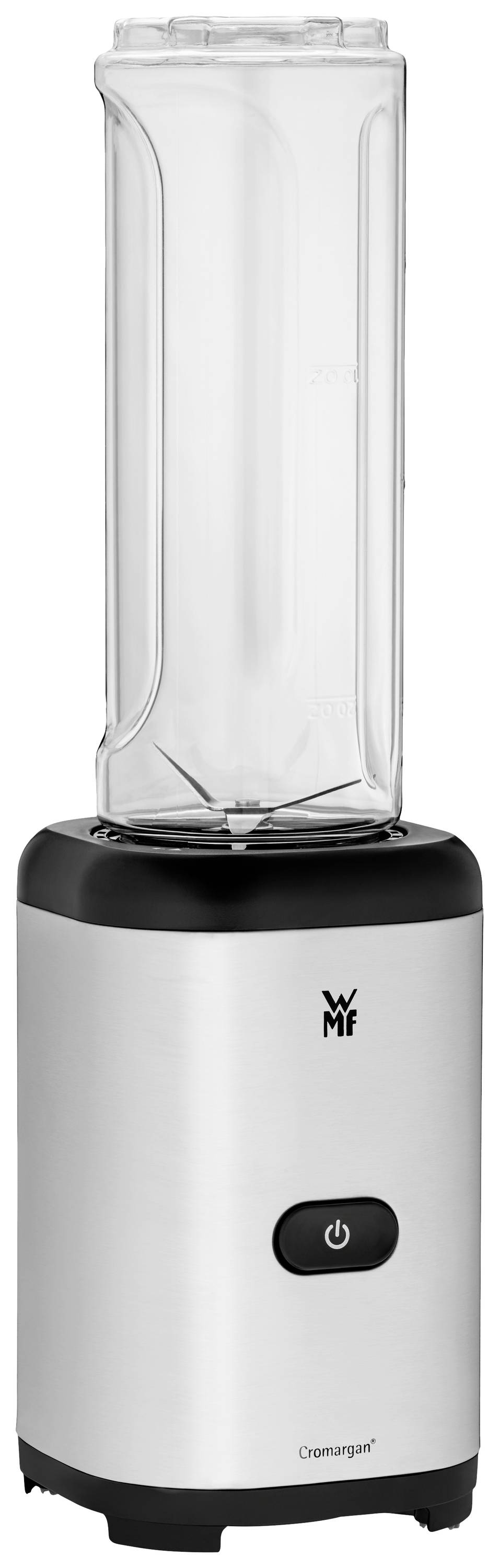 Ein silberfarbener Standmixer mit einem hohen, transparenten Mixbehälter. Vorderseite zeigt einen Power-Schalter.