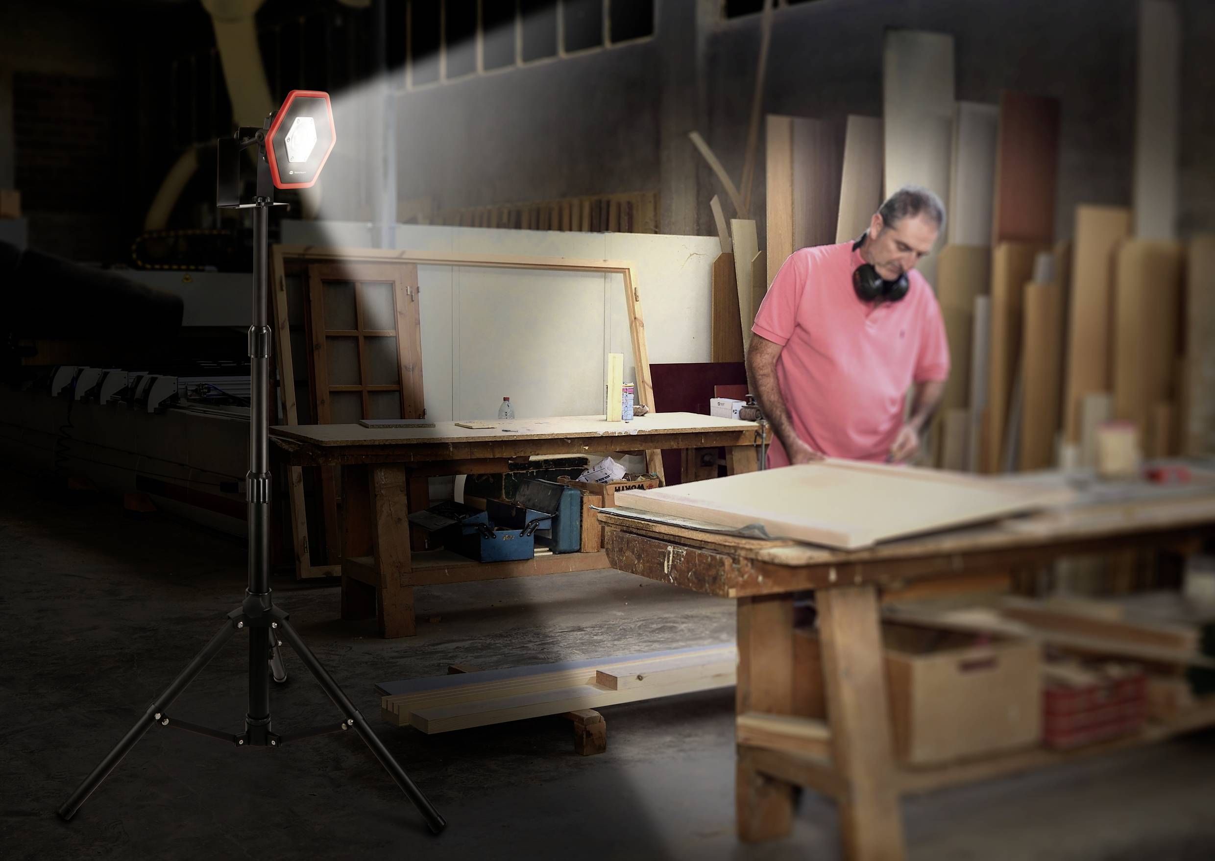 TOOLCRAFT LED Arbeitsleuchte WL2100 2100lm TO-7497009