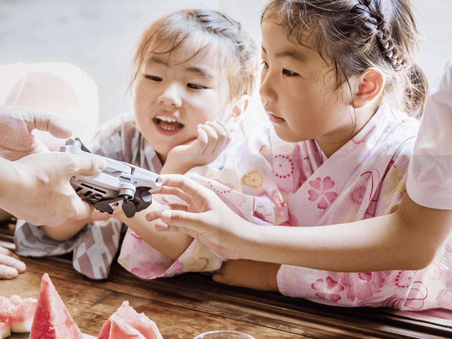 DJI Mini SE Quadrocopter RtF GPS-Funktion, Kameraflug Hellgrau