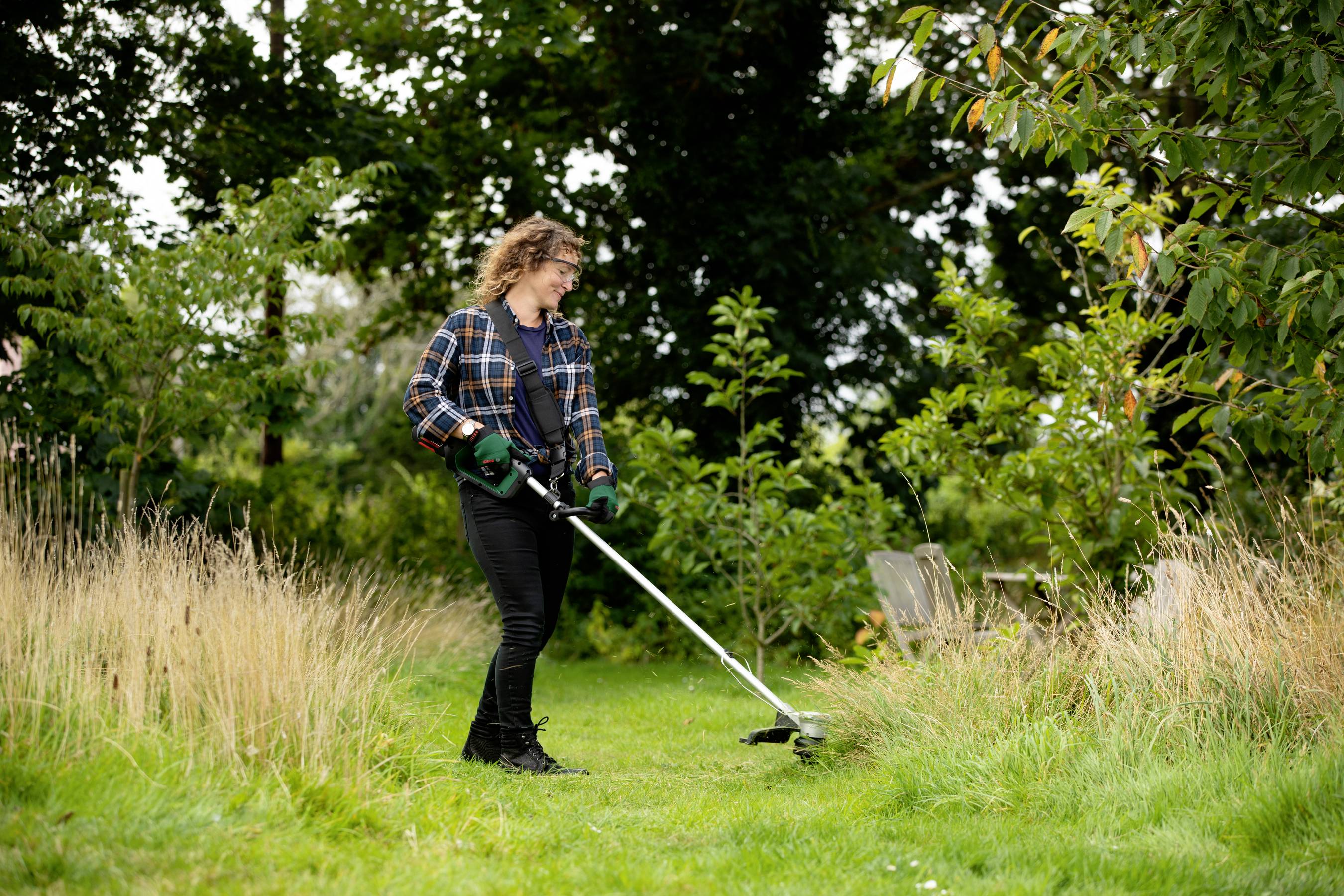 Bosch Home and Garden AdvancedGrassCut 36V-33 Akku Rasentrimmer ohne Akku, ohne Ladegerät 36 V Schnittbreite (max.): 33 mm