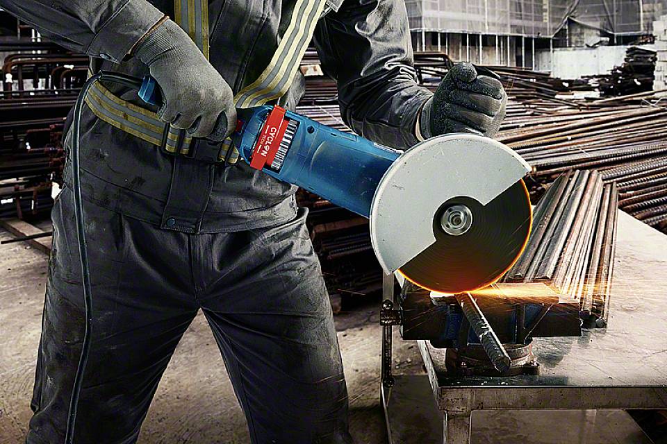 Bosch Professional GWS 24-230 PZ 06018C3400 Winkelschleifer 230mm 2400W 230V