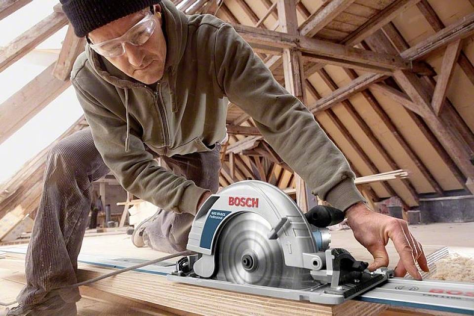 Bosch Professional GKS 85 G + FSN 1400 Handkreissäge Schnitttiefe max. (90°) 85 mm inkl. Koffer 2200 W
