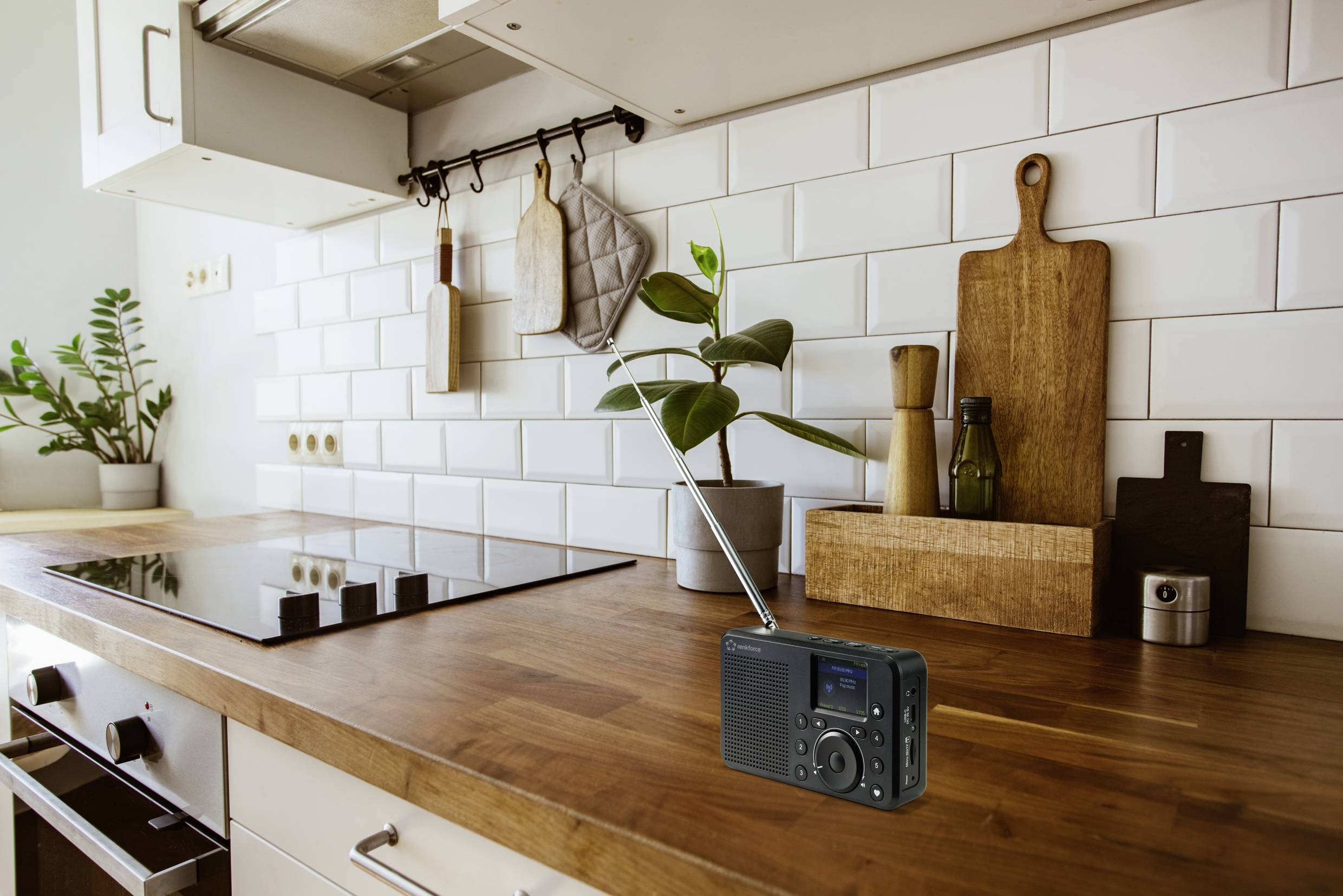 Renkforce RF-IR-200 Internet Tischradio Internet, DAB+, UKW Bluetooth®, DLNA, SD, Internetradio wiederaufladbar Schwarz