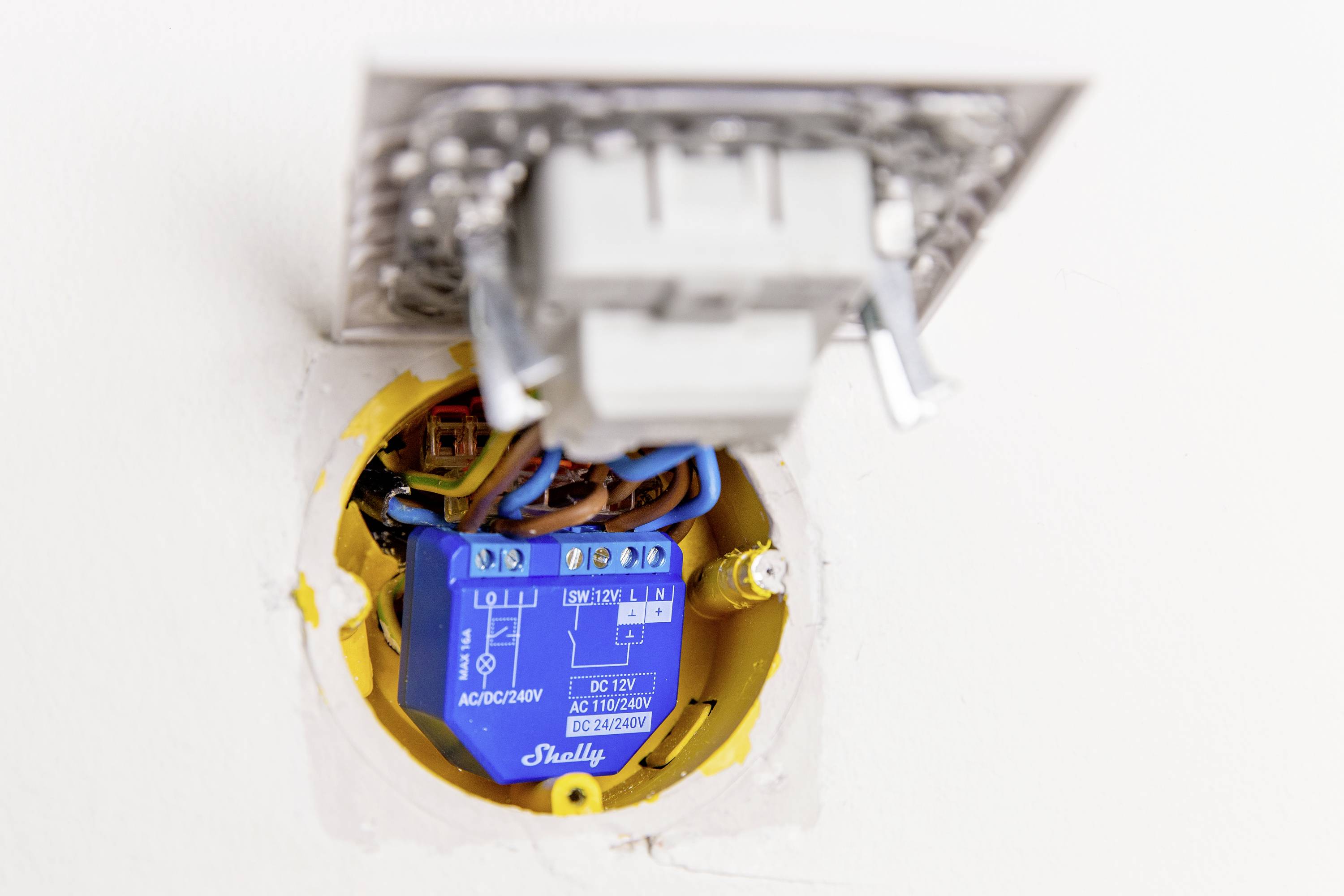 Shelly Plus 1 Schaltaktor Bluetooth, Wi-Fi