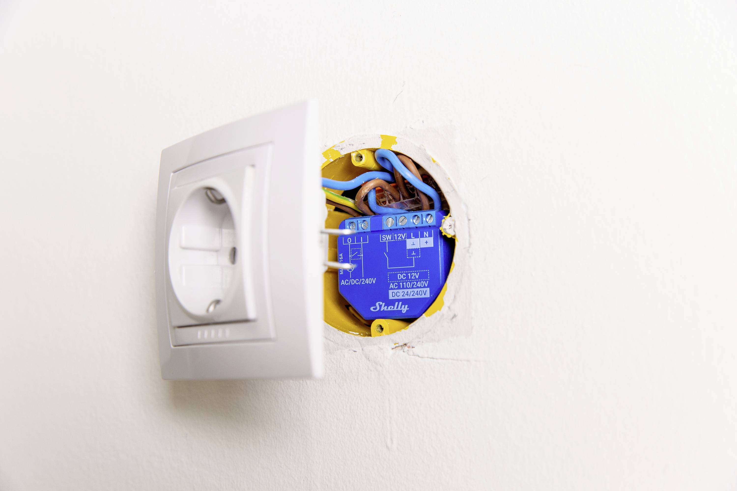 Shelly Plus 1 Schaltaktor Bluetooth, Wi-Fi