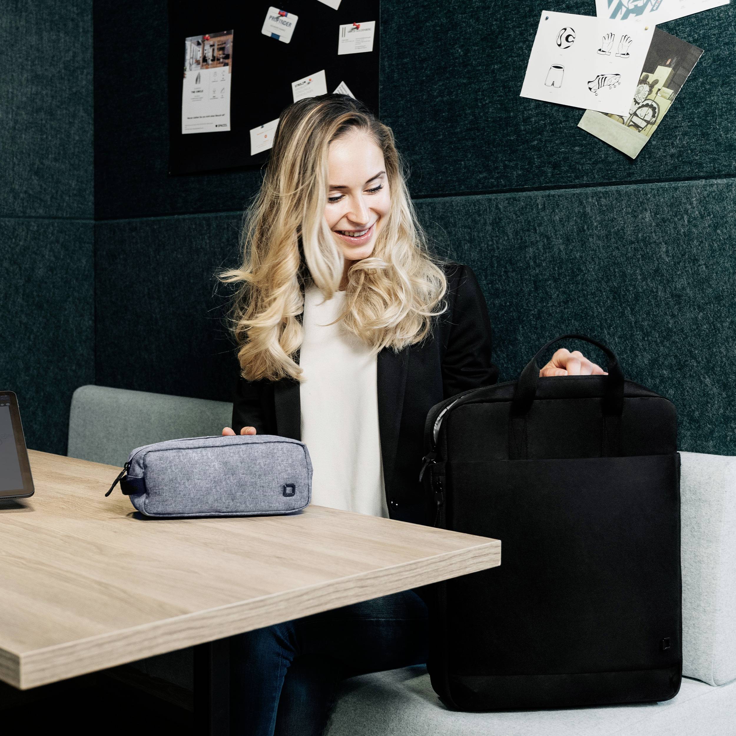 Dicota Notebook Tasche Eco Accessories Pouch MOTION Denim, Blue