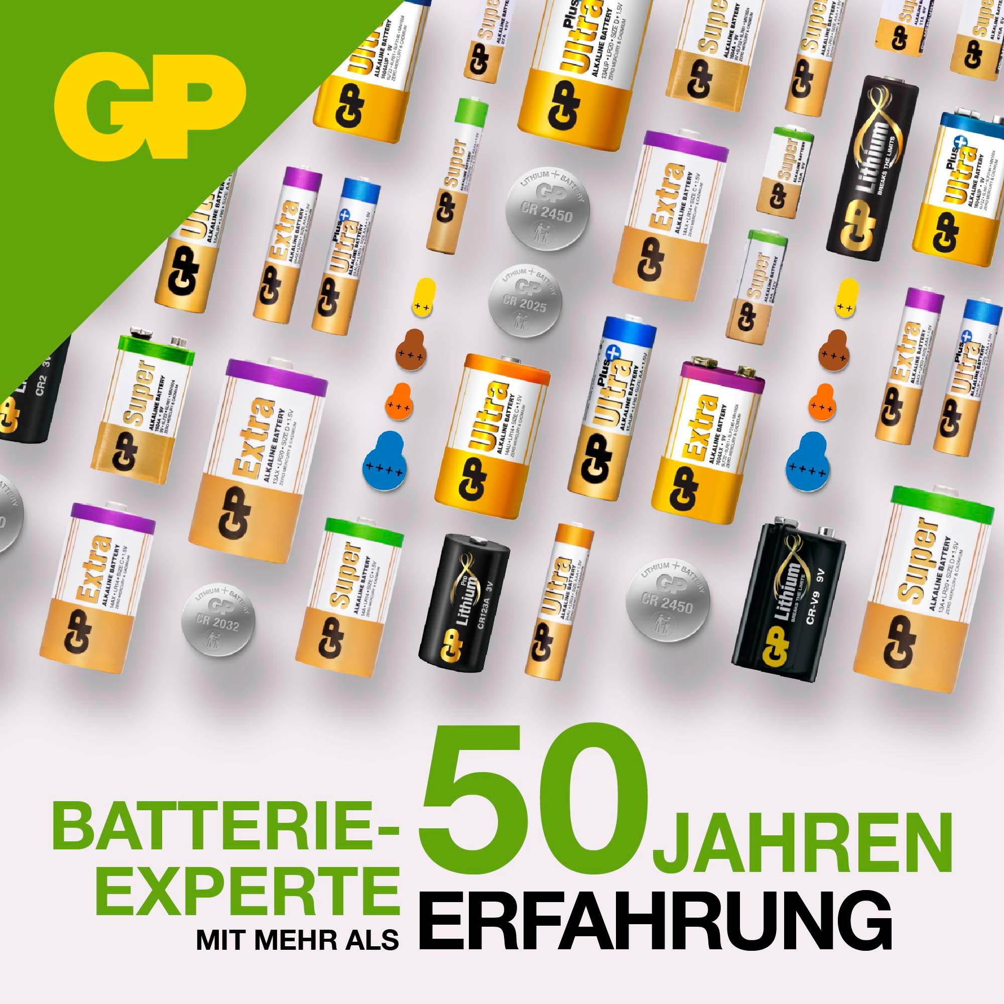 'Batterie-Experte mit mehr als 50 Jahren Erfahrung.' Verschiedene Batterietypen und -größen von GP auf grauem Hintergrund.