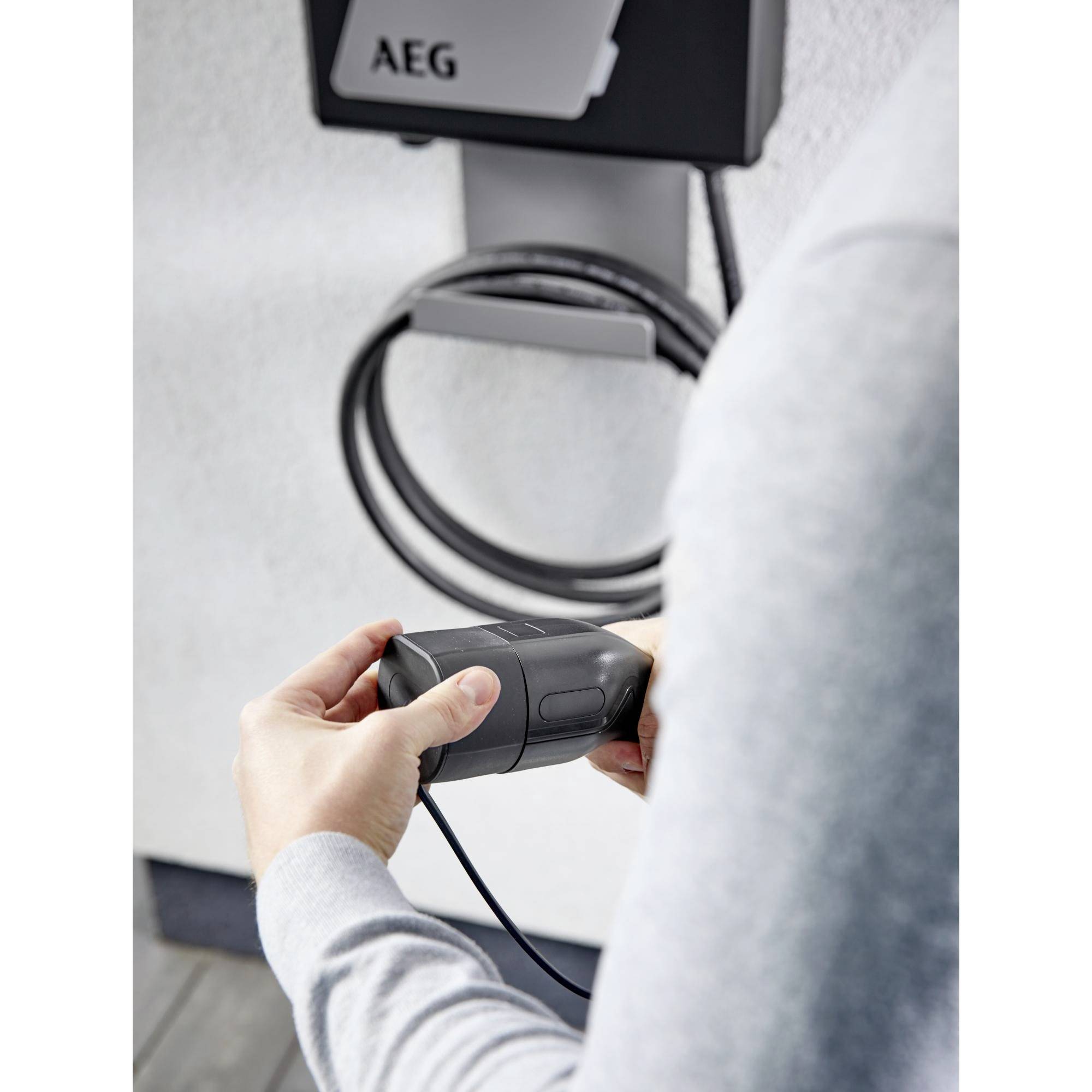 AEG Mobile Ladestation Typ 2 Mode 3 32A 22kW keine