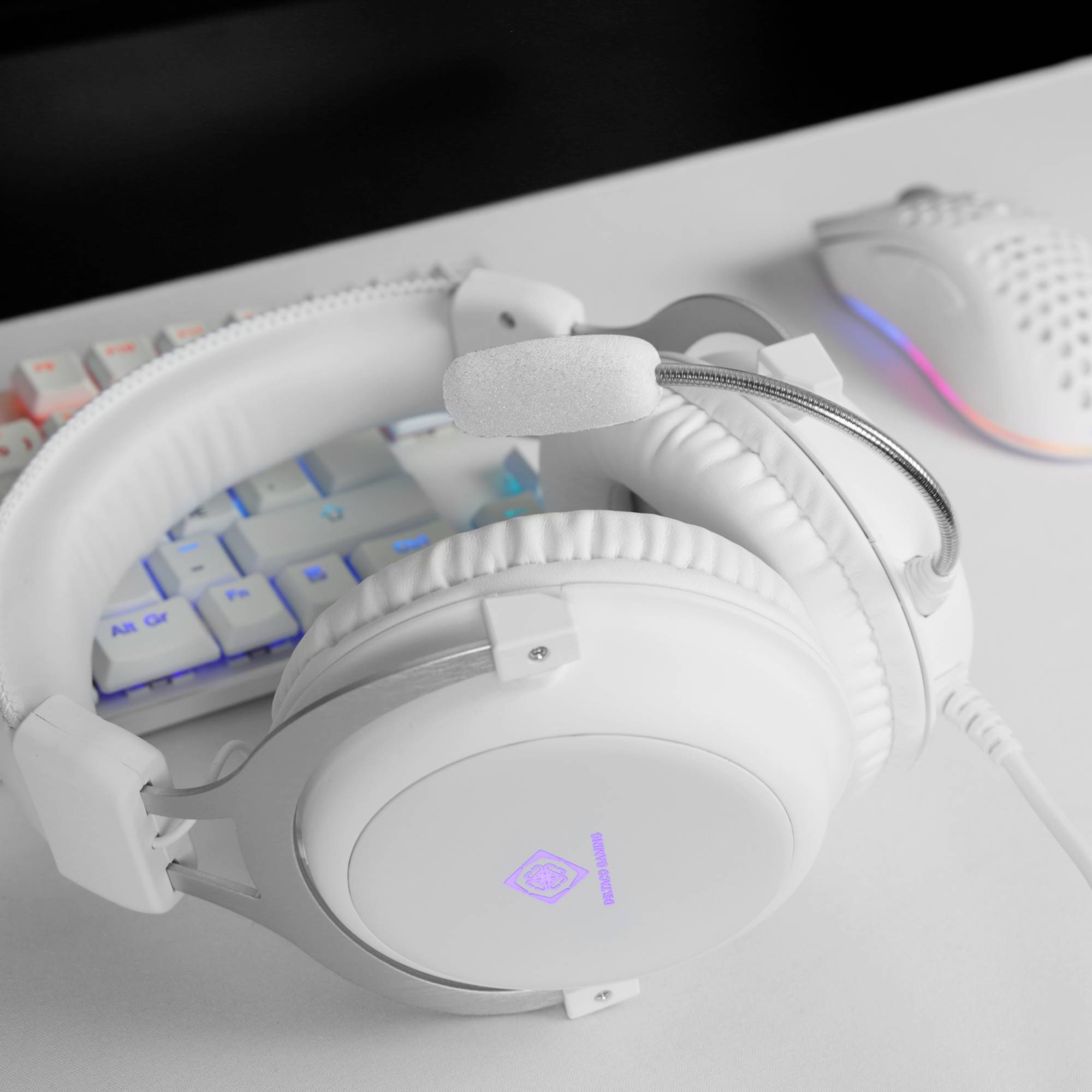 DELTACO GAMING GAM-030-W Over Ear Headset kabelgebunden Stereo Weiß Lautstärkeregelung, Mikrofon-Stummschaltung Gaming